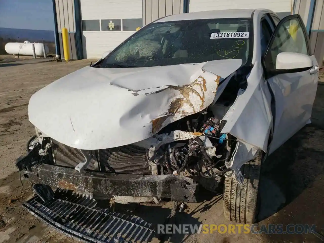 9 Photograph of a damaged car 5YFBURHE9KP901426 TOYOTA COROLLA 2019