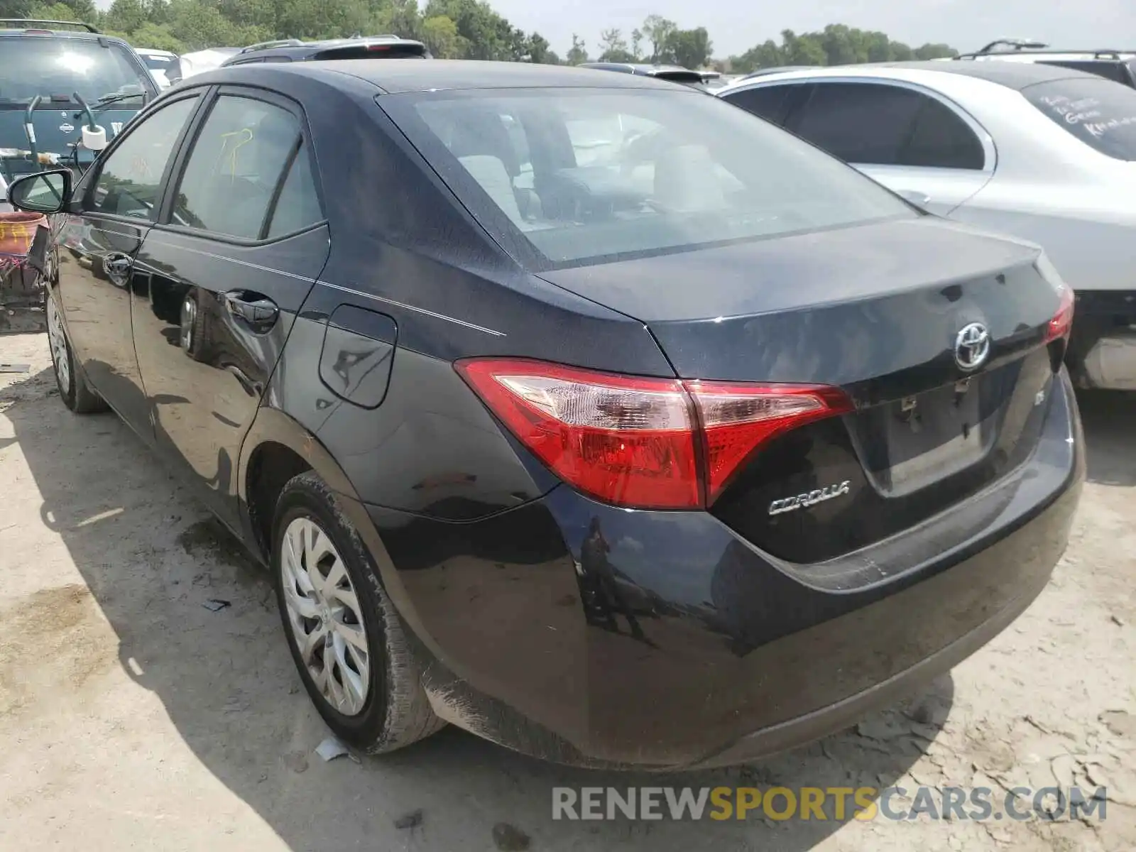 3 Photograph of a damaged car 5YFBURHE9KP902057 TOYOTA COROLLA 2019