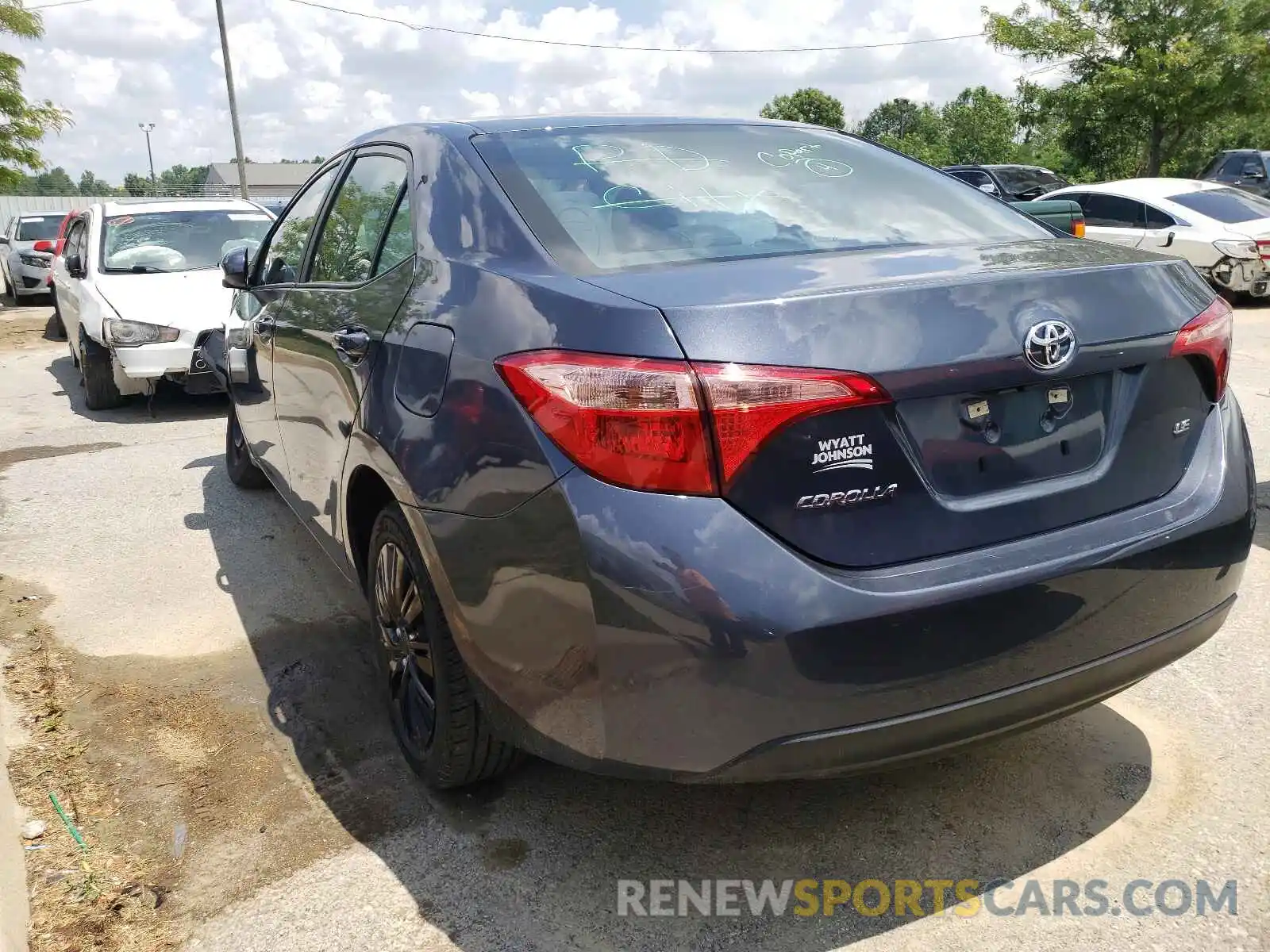 3 Photograph of a damaged car 5YFBURHE9KP902124 TOYOTA COROLLA 2019