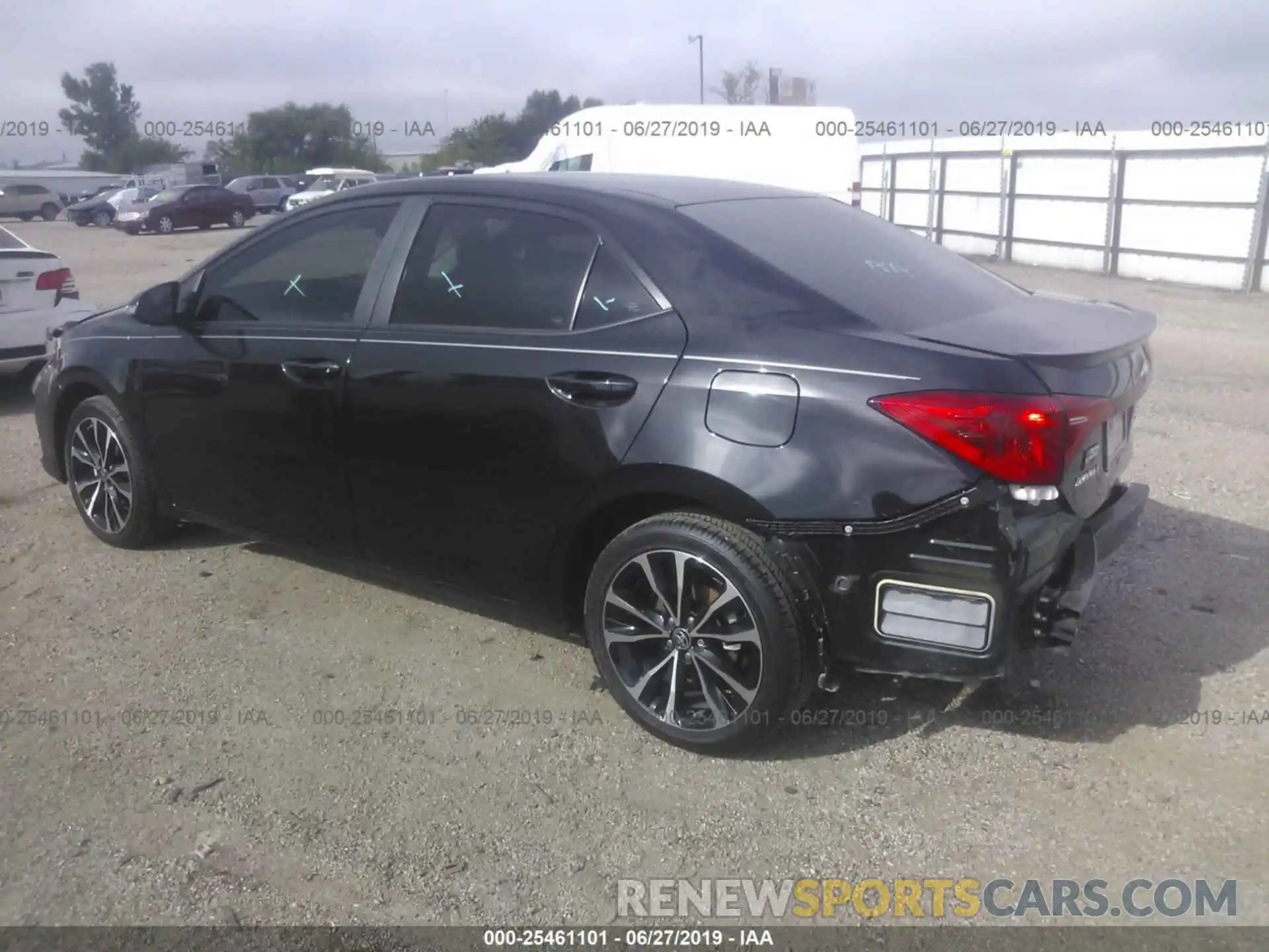 3 Photograph of a damaged car 5YFBURHE9KP902236 TOYOTA COROLLA 2019