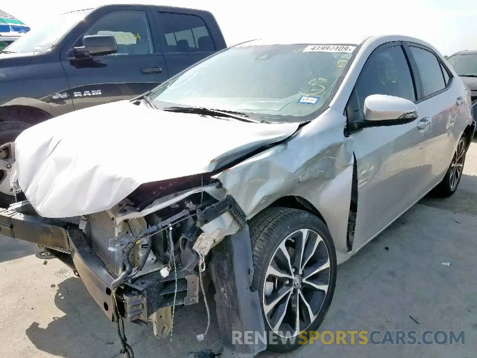 2 Photograph of a damaged car 5YFBURHE9KP902558 TOYOTA COROLLA 2019