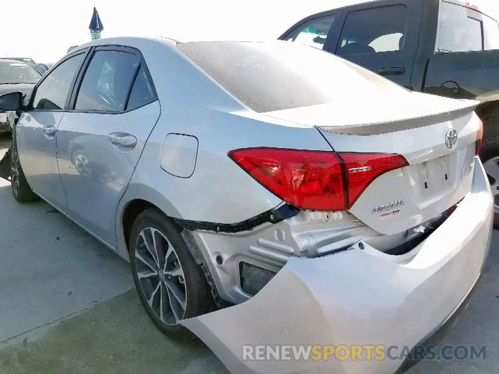 3 Photograph of a damaged car 5YFBURHE9KP902558 TOYOTA COROLLA 2019