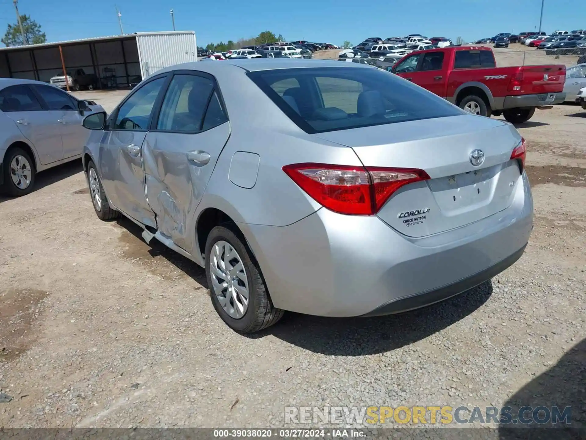 3 Photograph of a damaged car 5YFBURHE9KP902592 TOYOTA COROLLA 2019