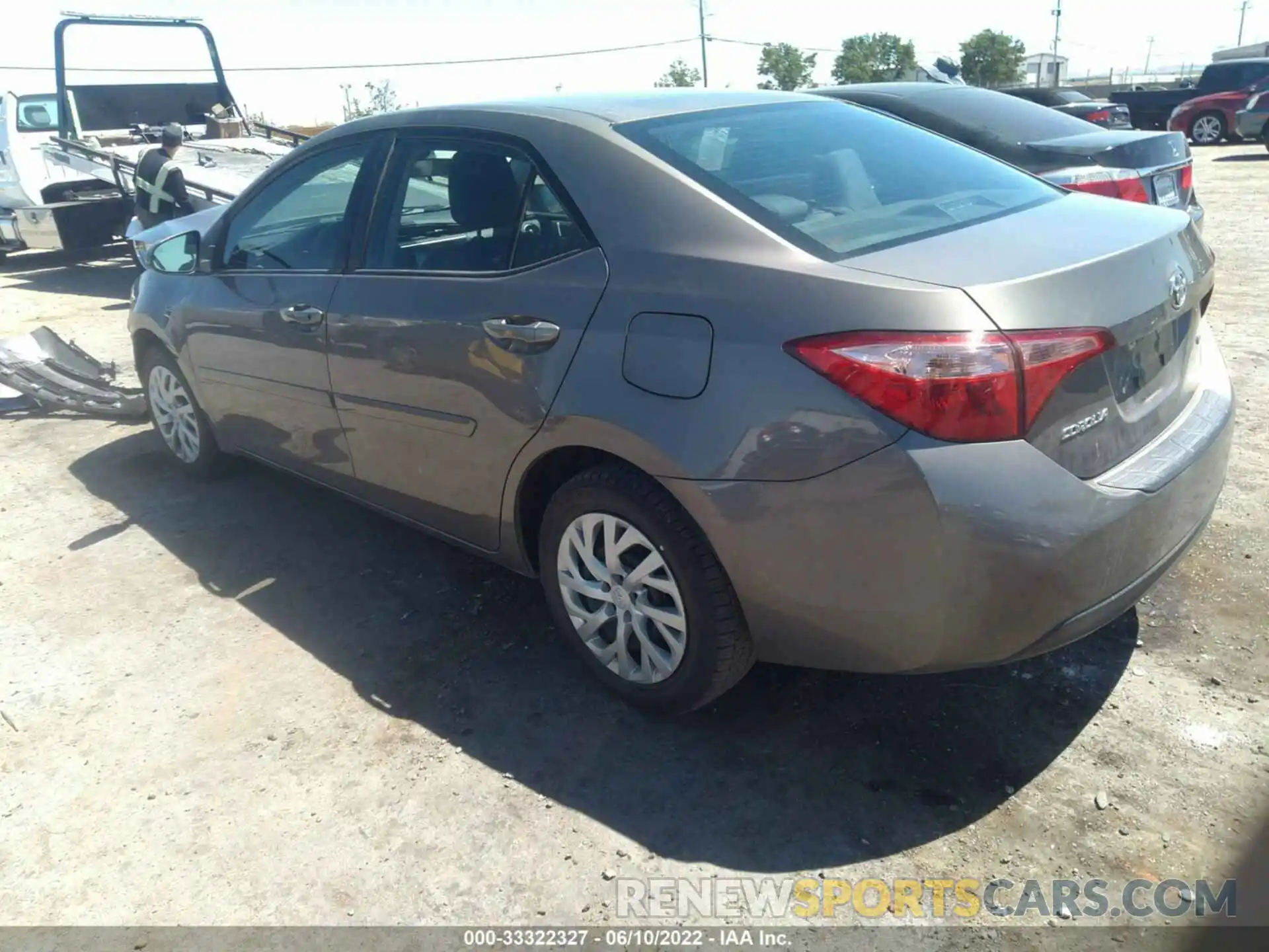 3 Photograph of a damaged car 5YFBURHE9KP903158 TOYOTA COROLLA 2019