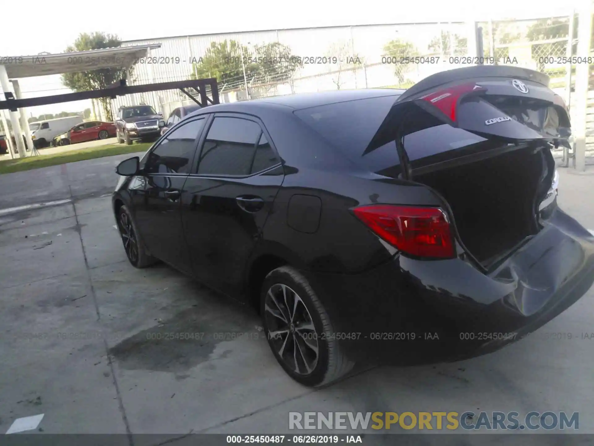 3 Photograph of a damaged car 5YFBURHE9KP903788 TOYOTA COROLLA 2019