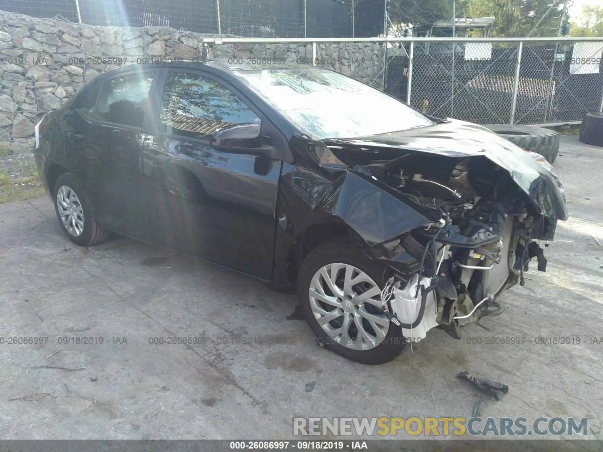 1 Photograph of a damaged car 5YFBURHE9KP904102 TOYOTA COROLLA 2019