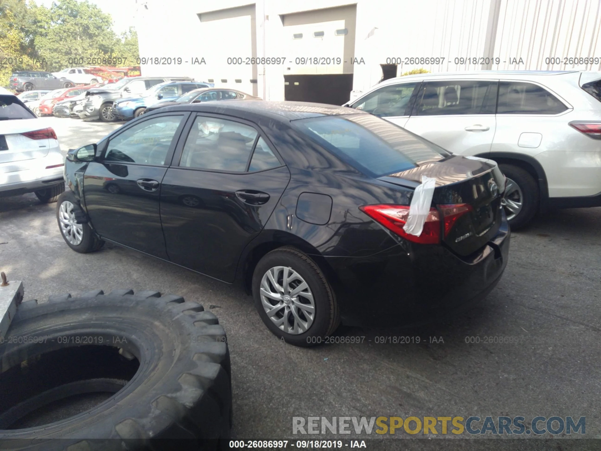 3 Photograph of a damaged car 5YFBURHE9KP904102 TOYOTA COROLLA 2019