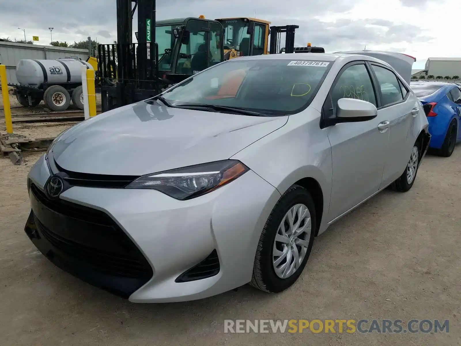 2 Photograph of a damaged car 5YFBURHE9KP905251 TOYOTA COROLLA 2019