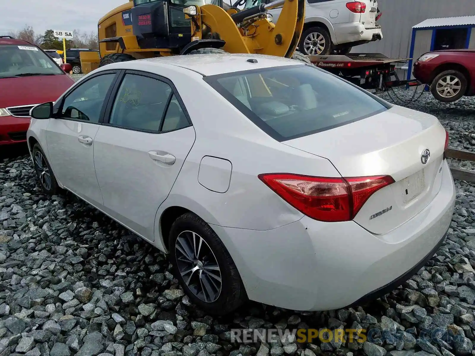 3 Photograph of a damaged car 5YFBURHE9KP905315 TOYOTA COROLLA 2019