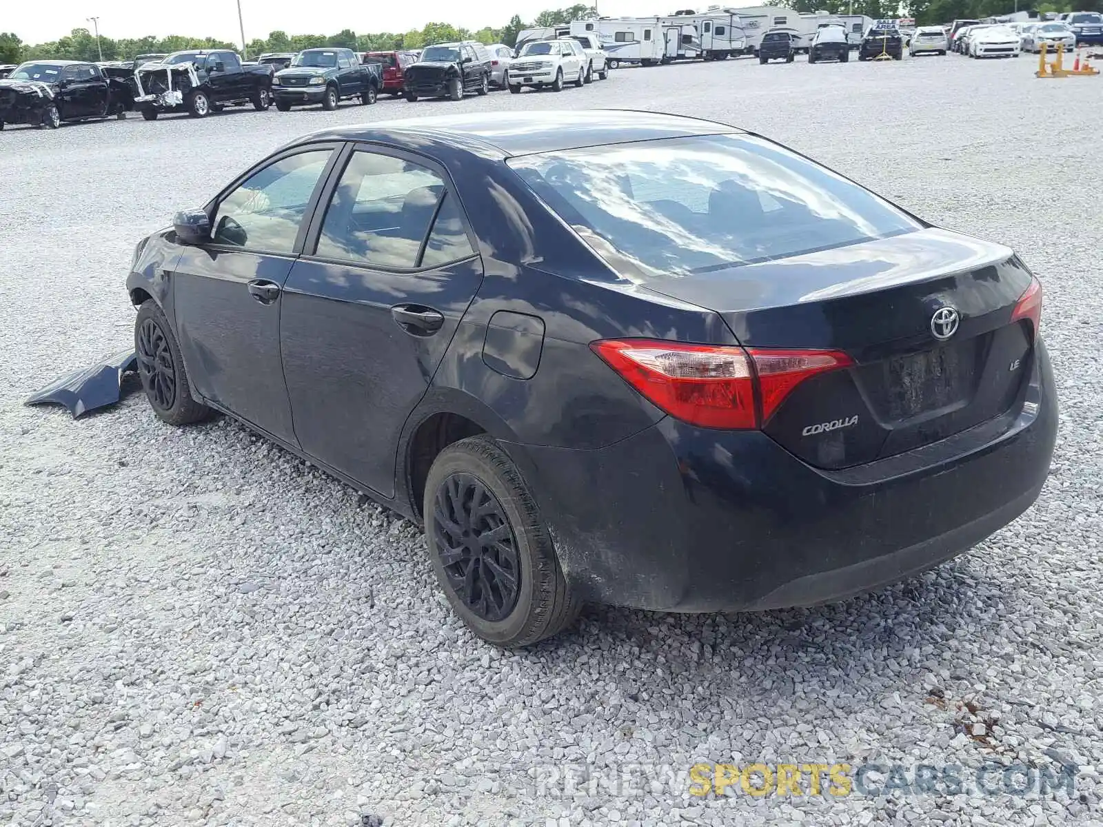 3 Photograph of a damaged car 5YFBURHE9KP905718 TOYOTA COROLLA 2019