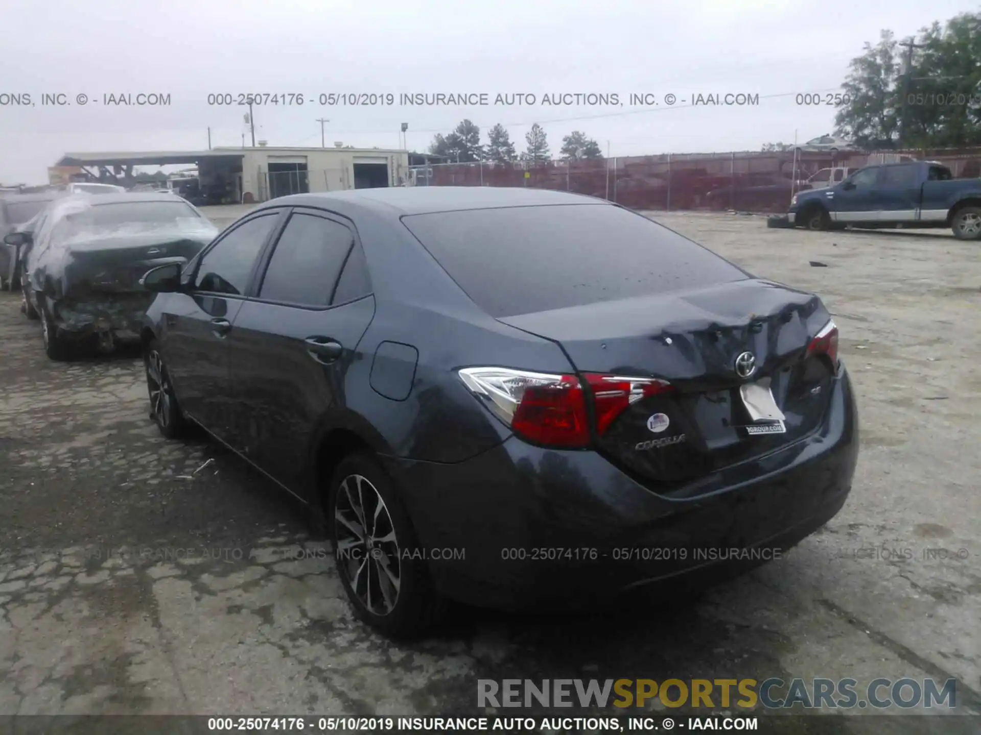 3 Photograph of a damaged car 5YFBURHE9KP906125 TOYOTA COROLLA 2019