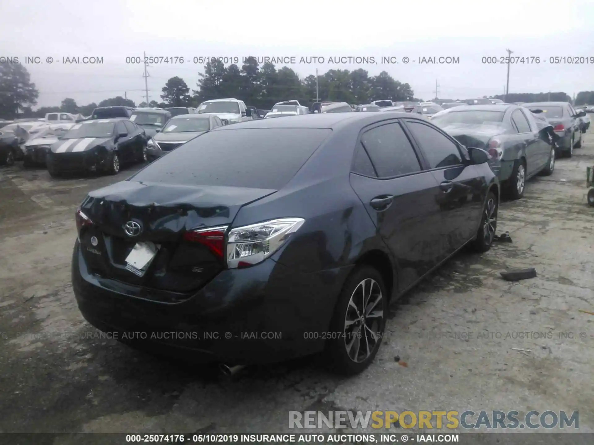 4 Photograph of a damaged car 5YFBURHE9KP906125 TOYOTA COROLLA 2019