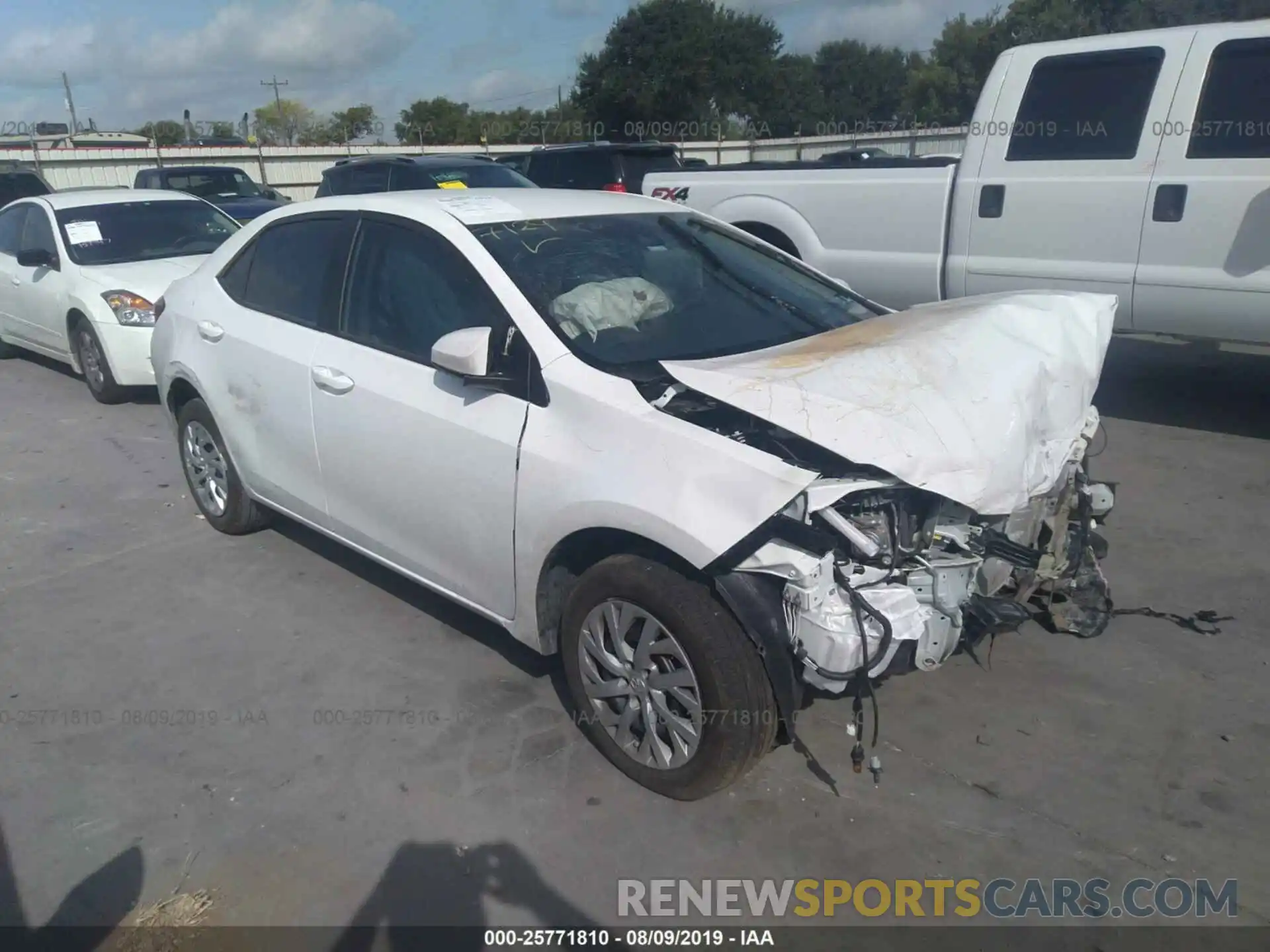 1 Photograph of a damaged car 5YFBURHE9KP906304 TOYOTA COROLLA 2019