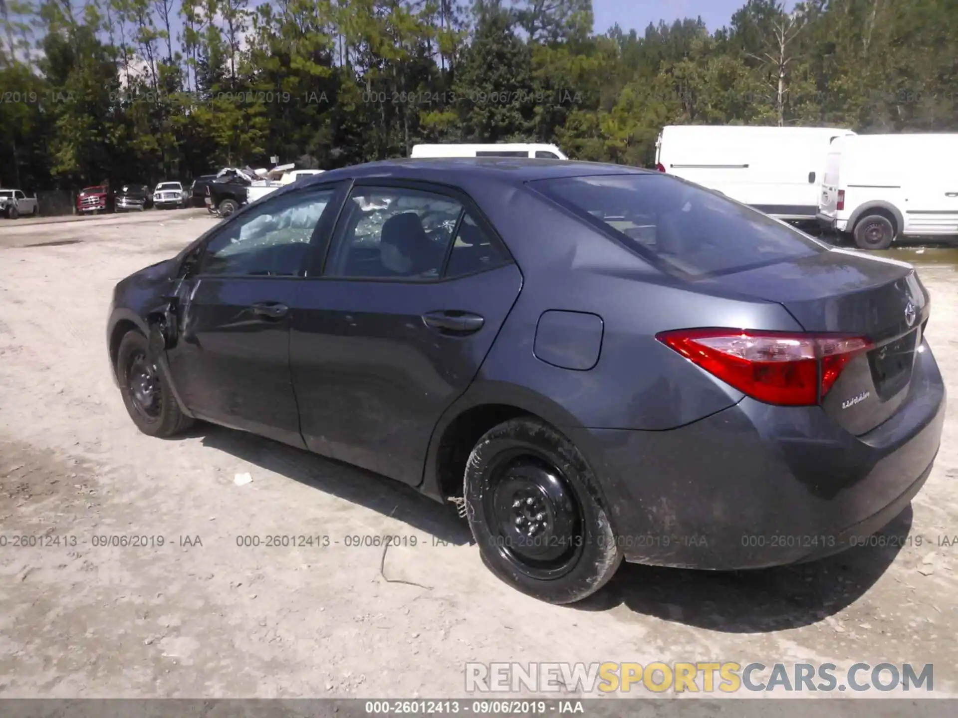 3 Photograph of a damaged car 5YFBURHE9KP906366 TOYOTA COROLLA 2019