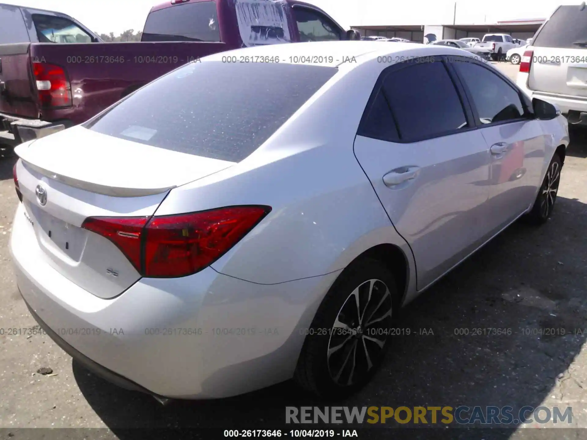 4 Photograph of a damaged car 5YFBURHE9KP906805 TOYOTA COROLLA 2019