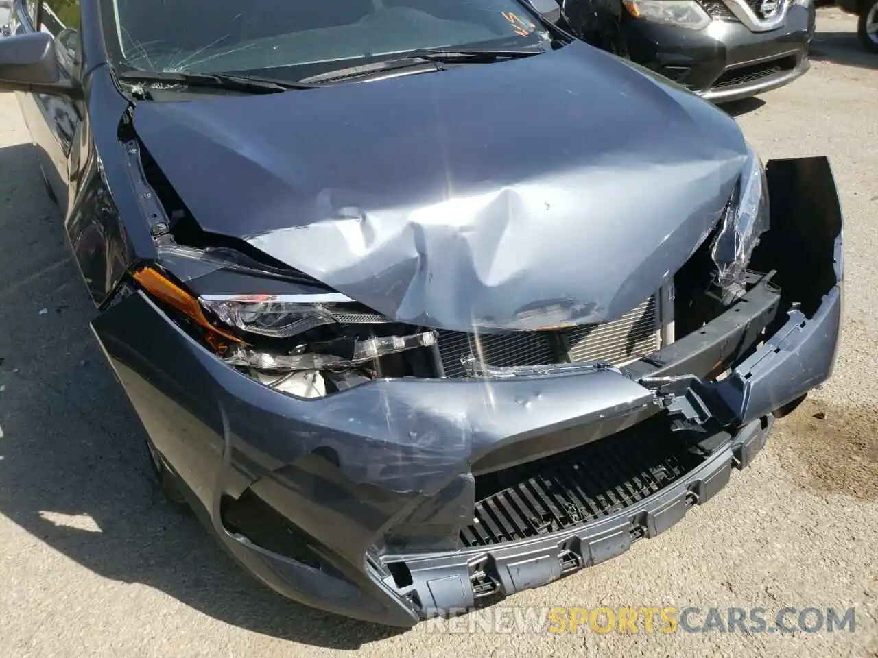 9 Photograph of a damaged car 5YFBURHE9KP906853 TOYOTA COROLLA 2019