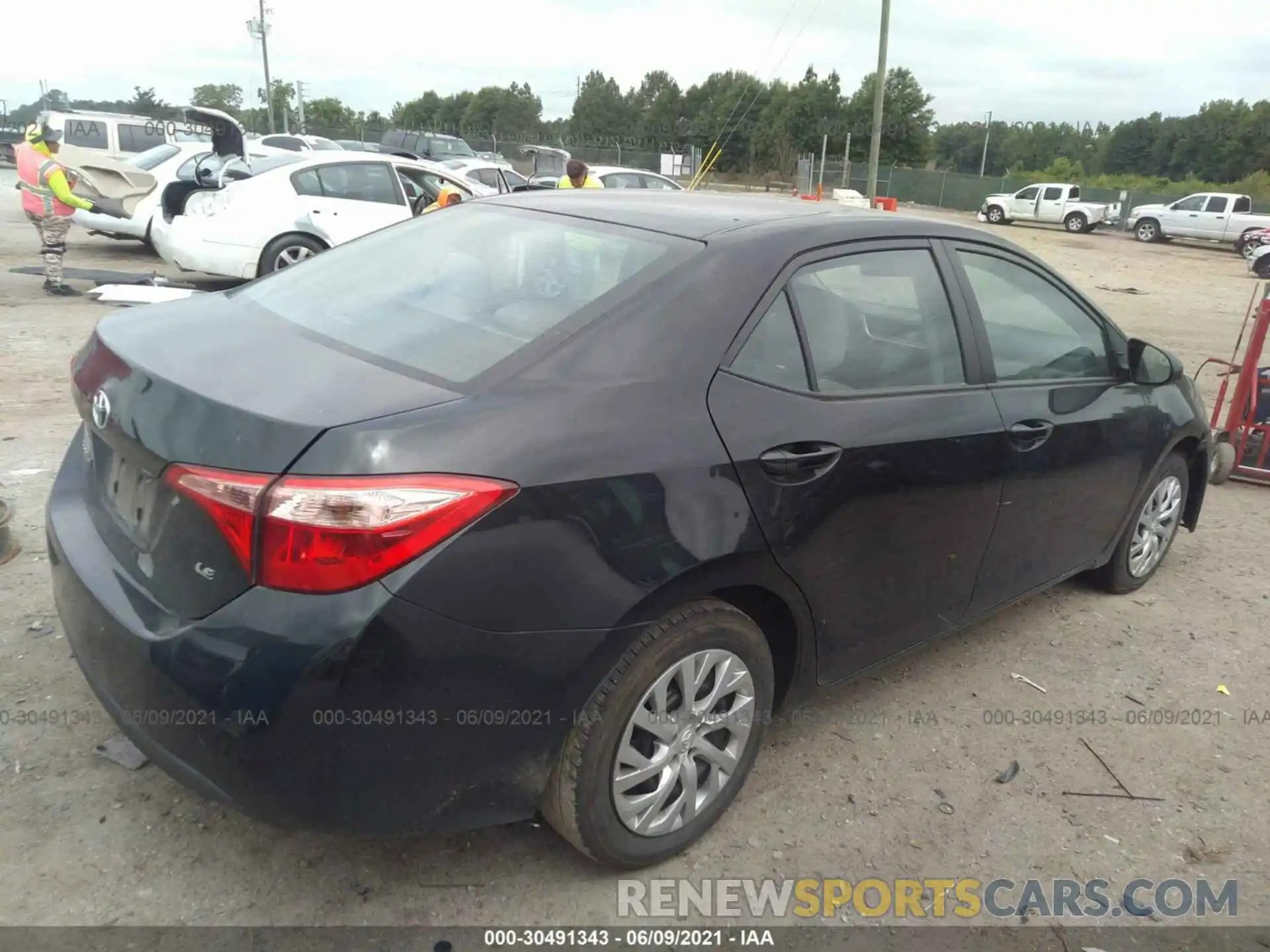 4 Photograph of a damaged car 5YFBURHE9KP906920 TOYOTA COROLLA 2019