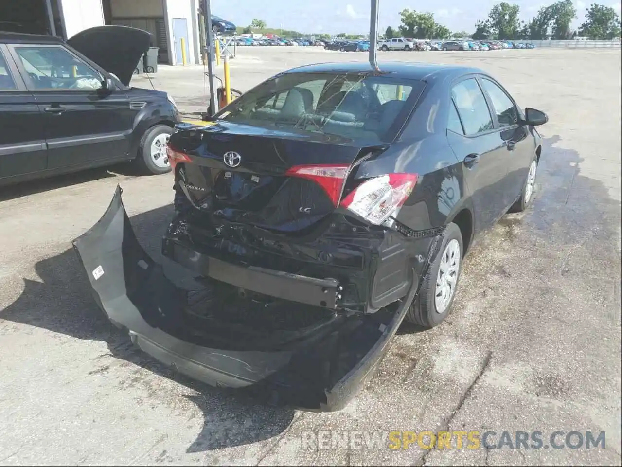 4 Photograph of a damaged car 5YFBURHE9KP907047 TOYOTA COROLLA 2019