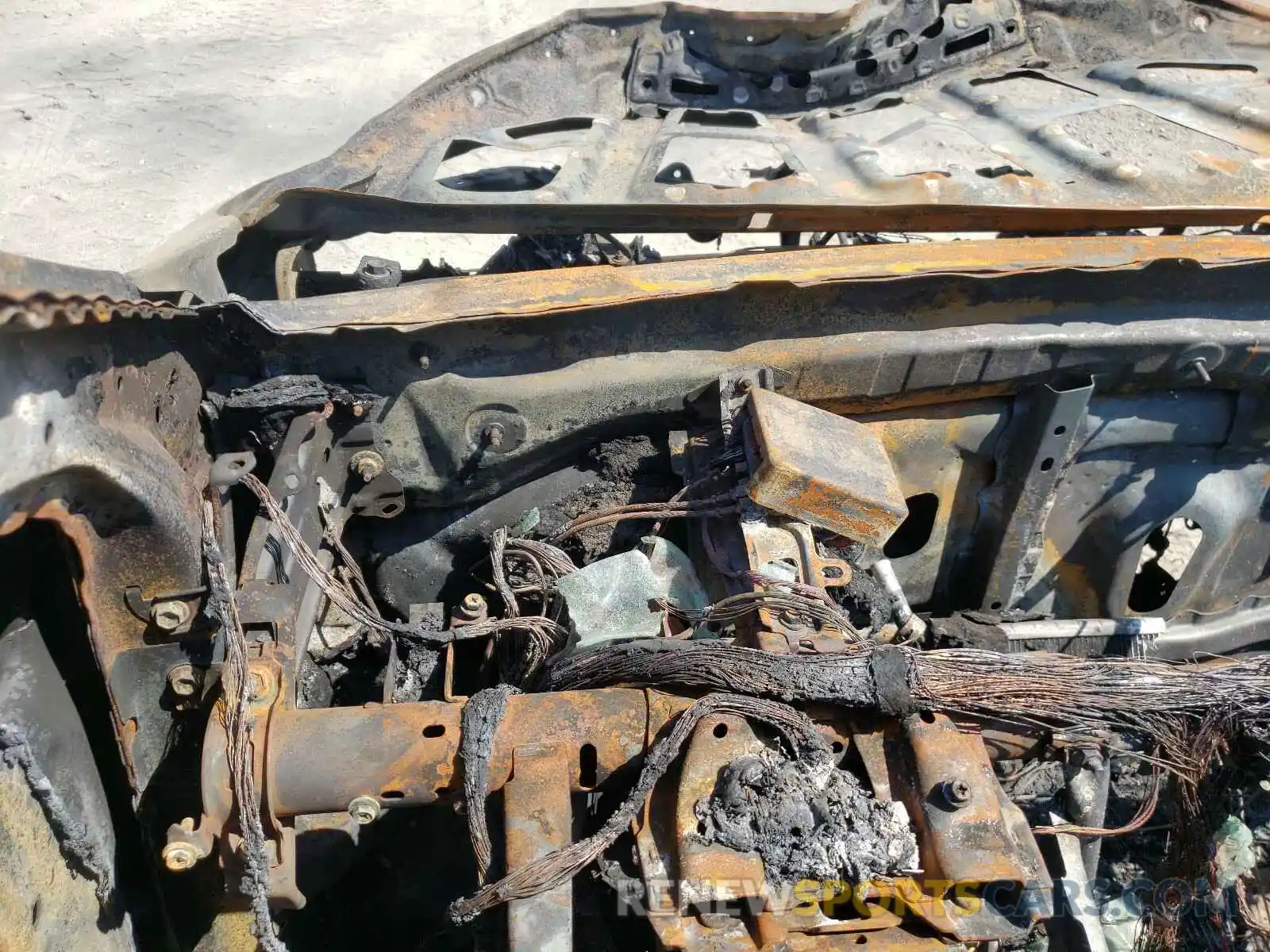 8 Photograph of a damaged car 5YFBURHE9KP907212 TOYOTA COROLLA 2019