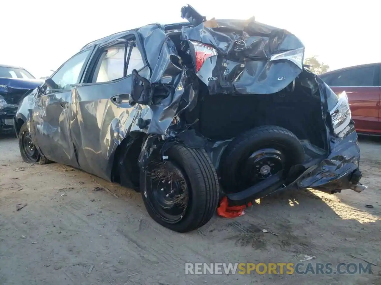 3 Photograph of a damaged car 5YFBURHE9KP907386 TOYOTA COROLLA 2019