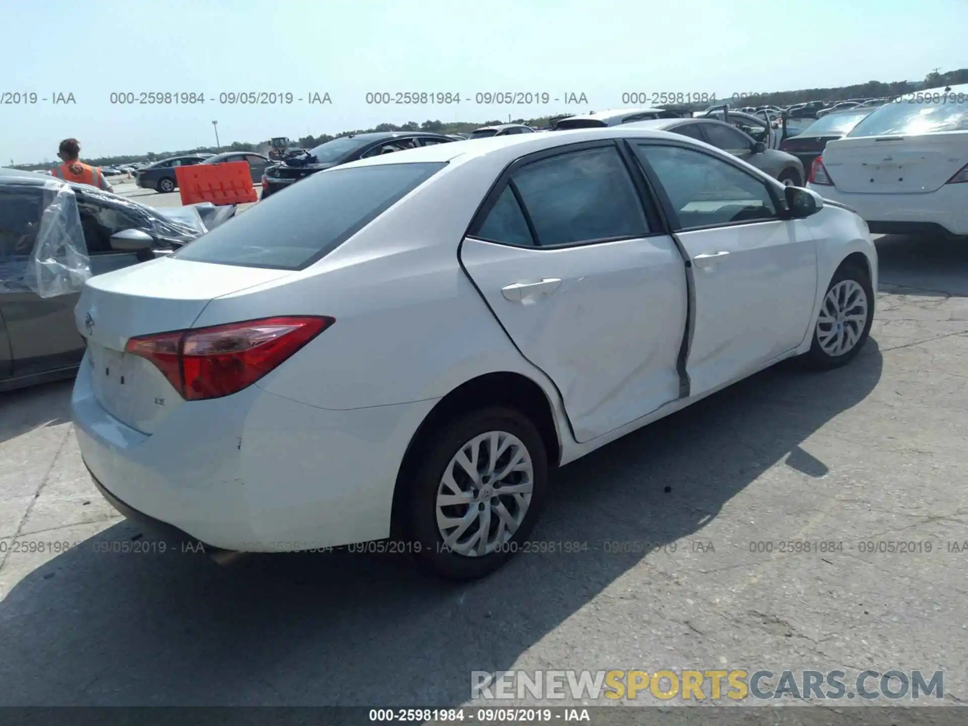 4 Photograph of a damaged car 5YFBURHE9KP907601 TOYOTA COROLLA 2019