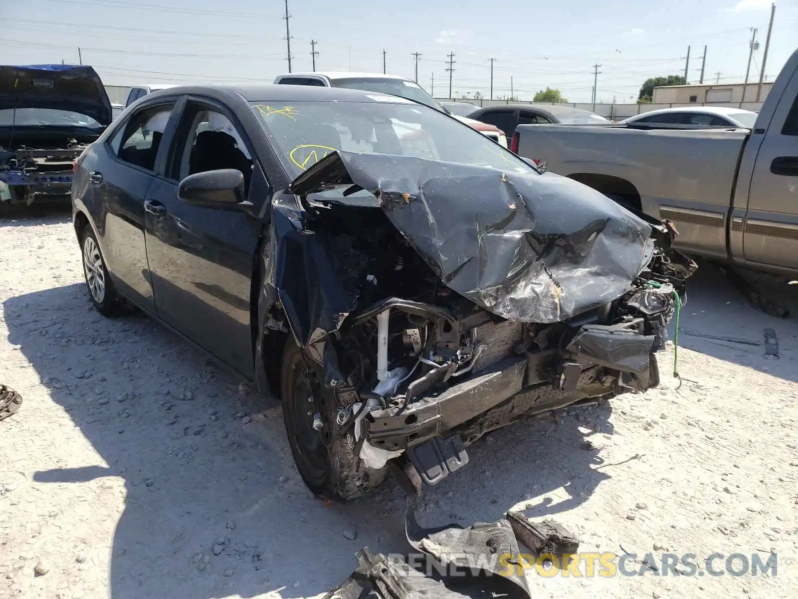 1 Photograph of a damaged car 5YFBURHE9KP908442 TOYOTA COROLLA 2019