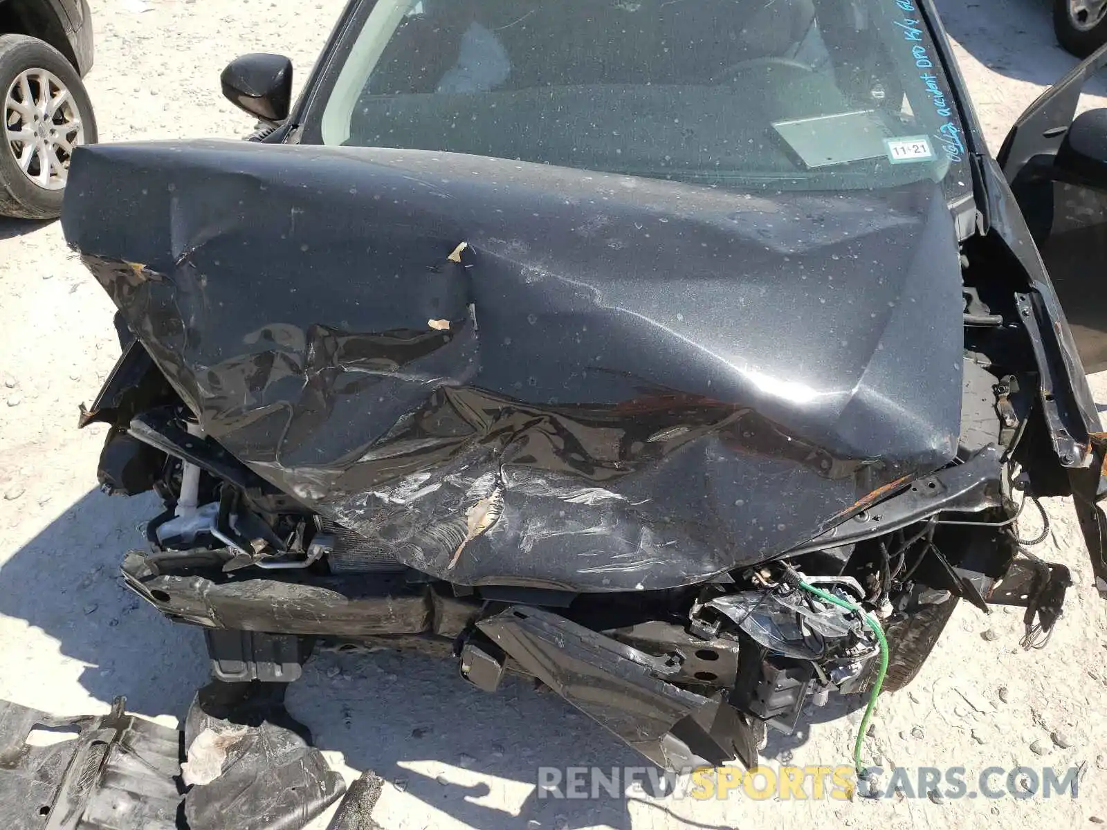 7 Photograph of a damaged car 5YFBURHE9KP908442 TOYOTA COROLLA 2019