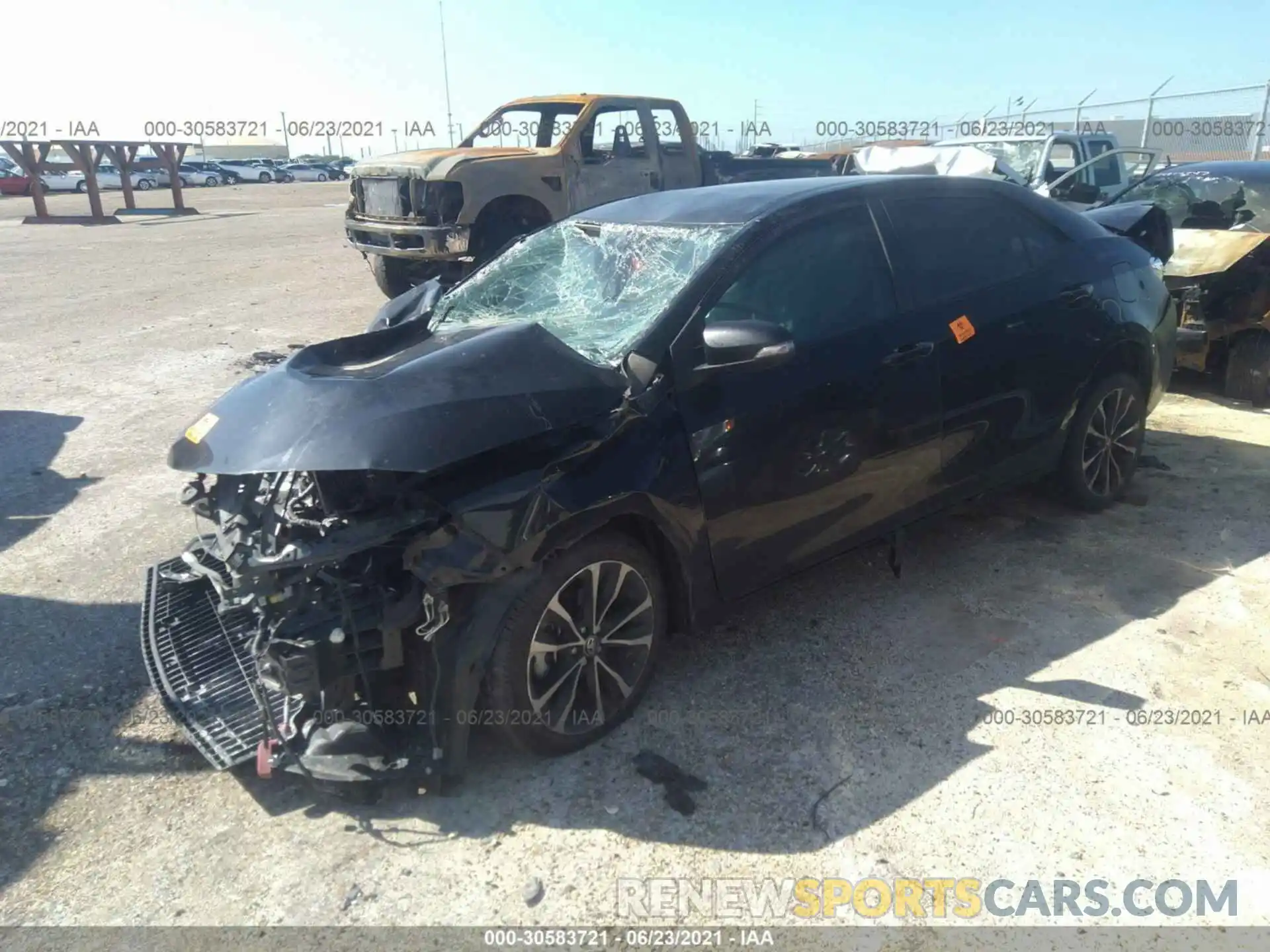 2 Photograph of a damaged car 5YFBURHE9KP908781 TOYOTA COROLLA 2019