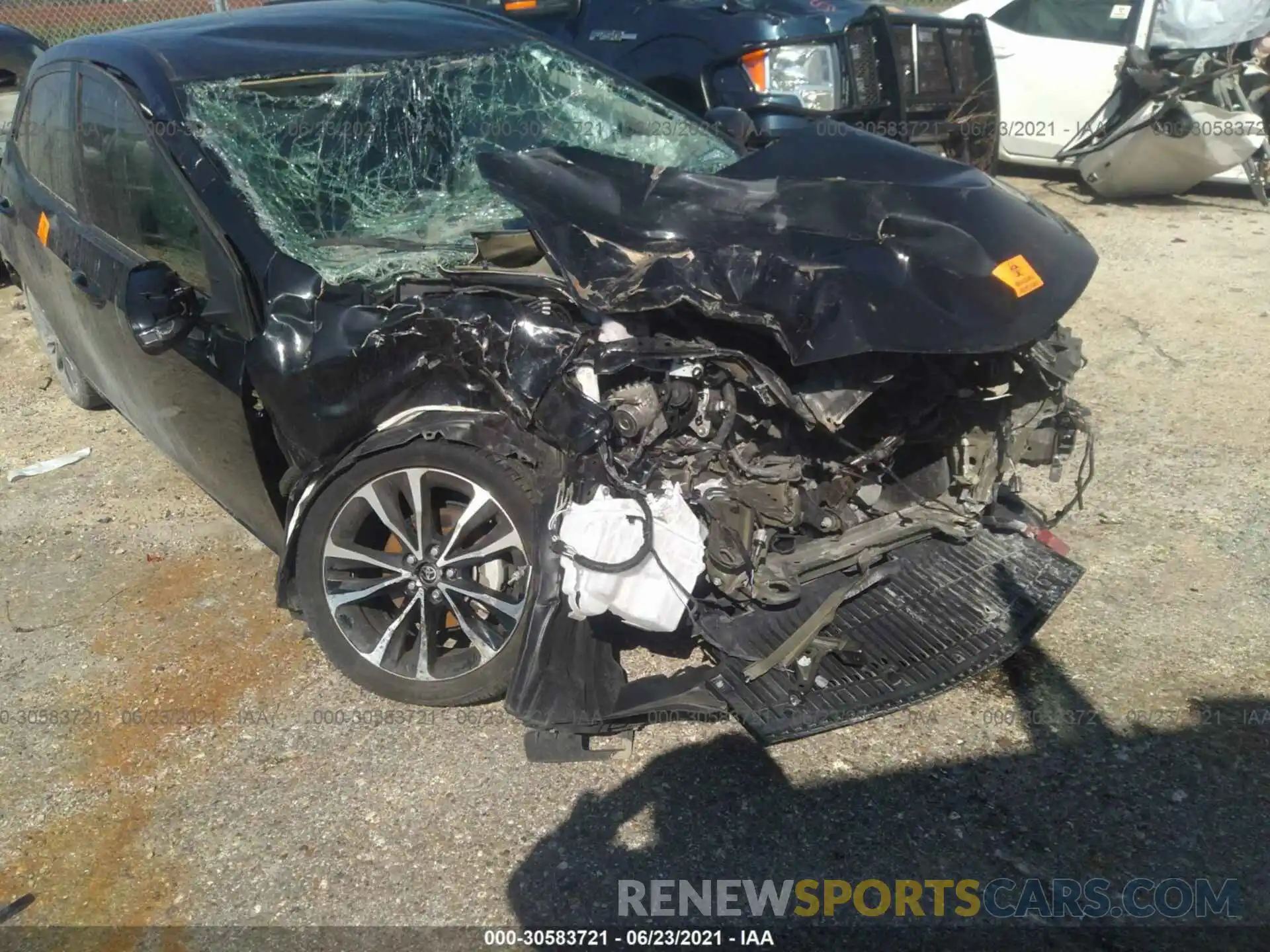 6 Photograph of a damaged car 5YFBURHE9KP908781 TOYOTA COROLLA 2019