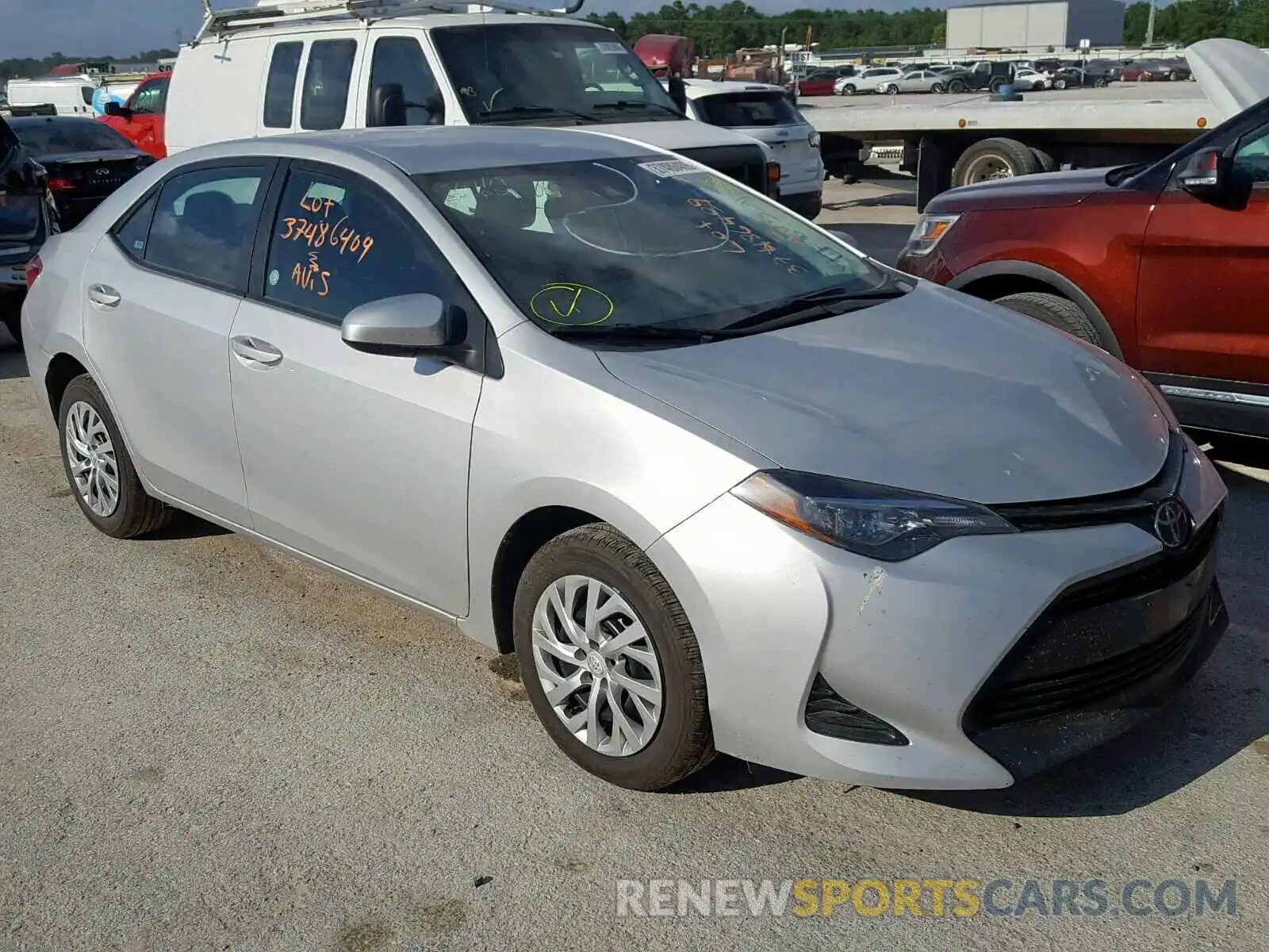 1 Photograph of a damaged car 5YFBURHE9KP909039 TOYOTA COROLLA 2019