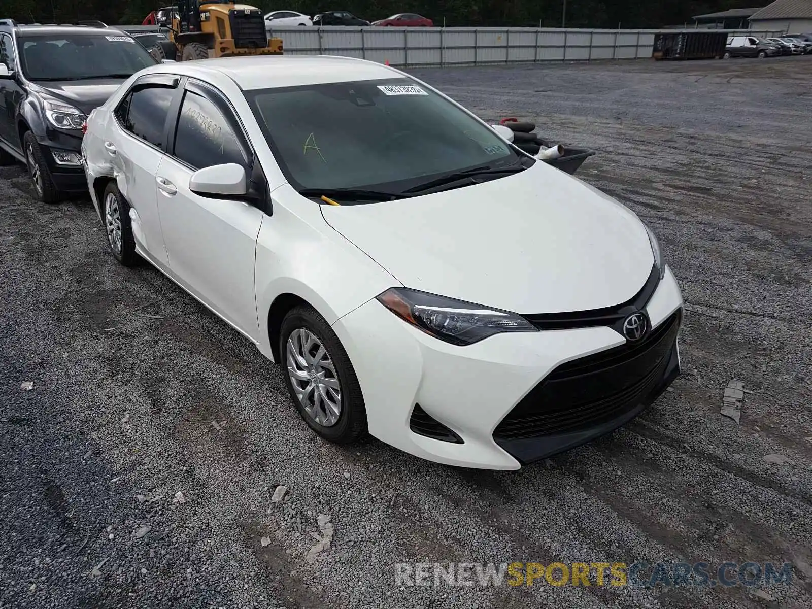 1 Photograph of a damaged car 5YFBURHE9KP909073 TOYOTA COROLLA 2019