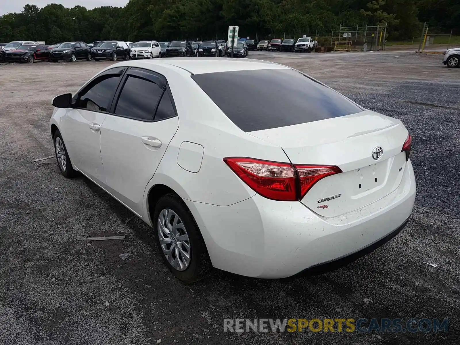 3 Photograph of a damaged car 5YFBURHE9KP909073 TOYOTA COROLLA 2019