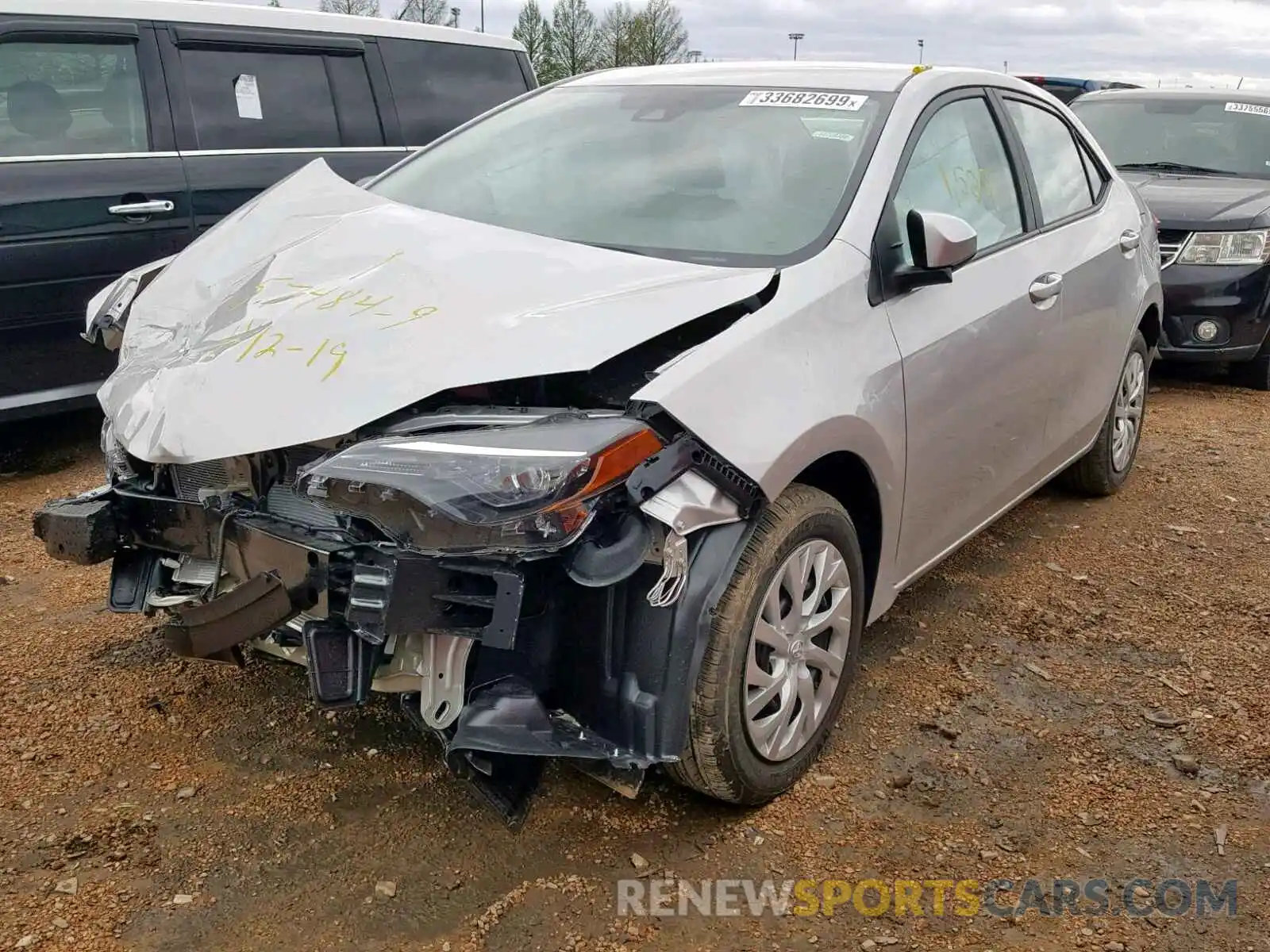 2 Photograph of a damaged car 5YFBURHE9KP909087 TOYOTA COROLLA 2019