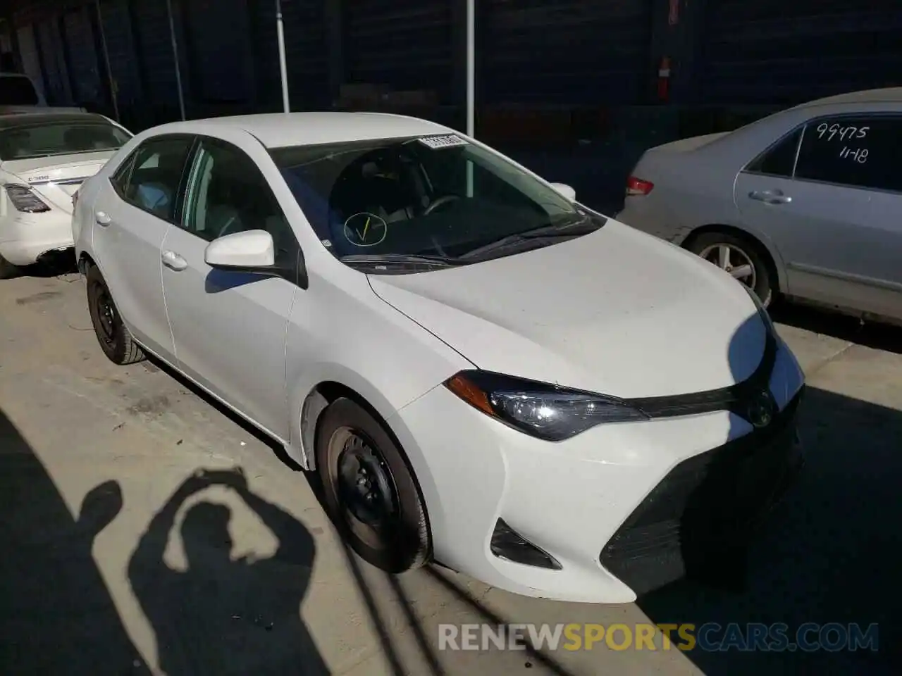 1 Photograph of a damaged car 5YFBURHE9KP910109 TOYOTA COROLLA 2019