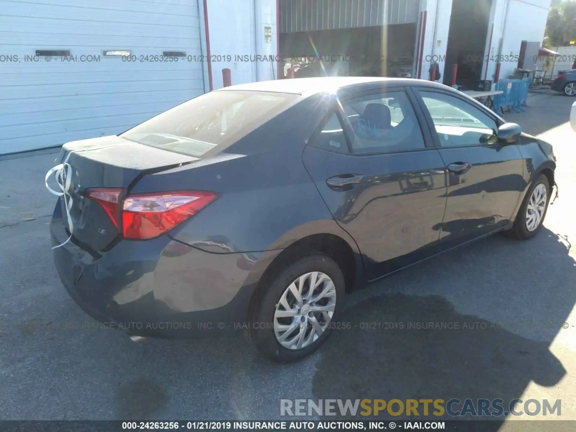 4 Photograph of a damaged car 5YFBURHE9KP911096 TOYOTA COROLLA 2019