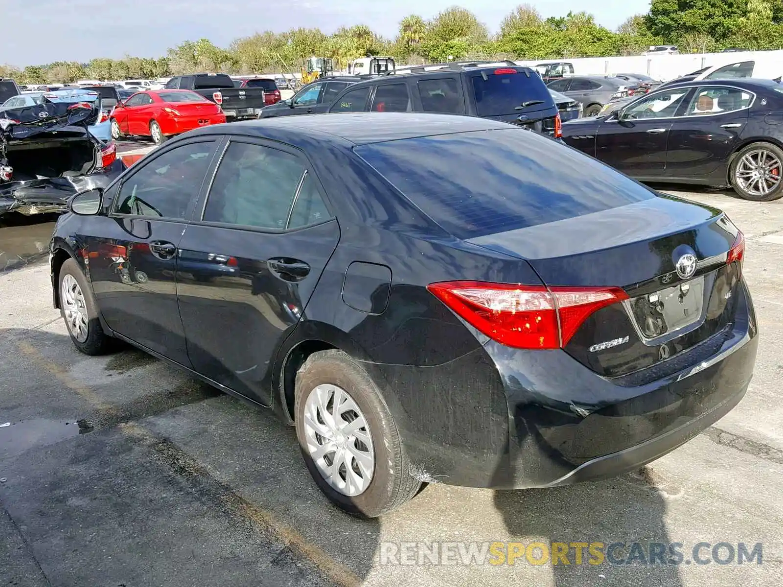 3 Photograph of a damaged car 5YFBURHE9KP912555 TOYOTA COROLLA 2019