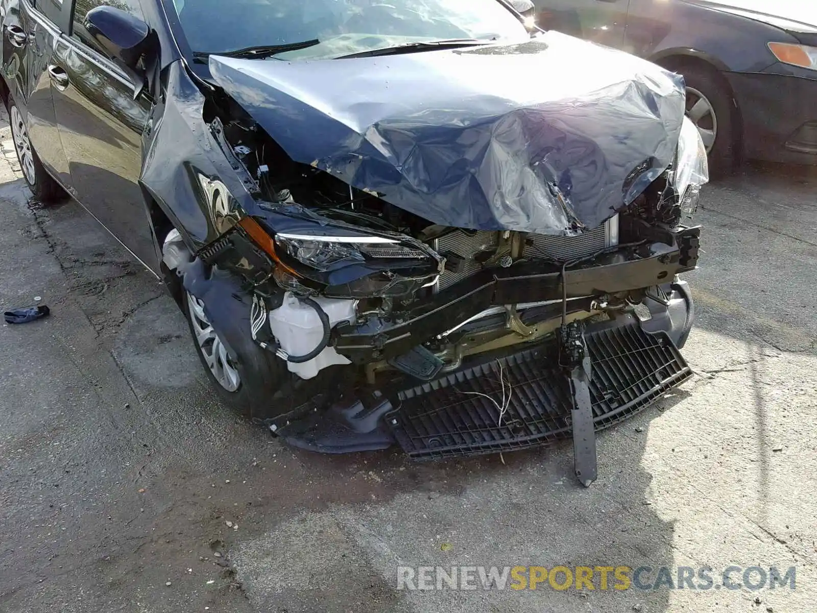 9 Photograph of a damaged car 5YFBURHE9KP912555 TOYOTA COROLLA 2019