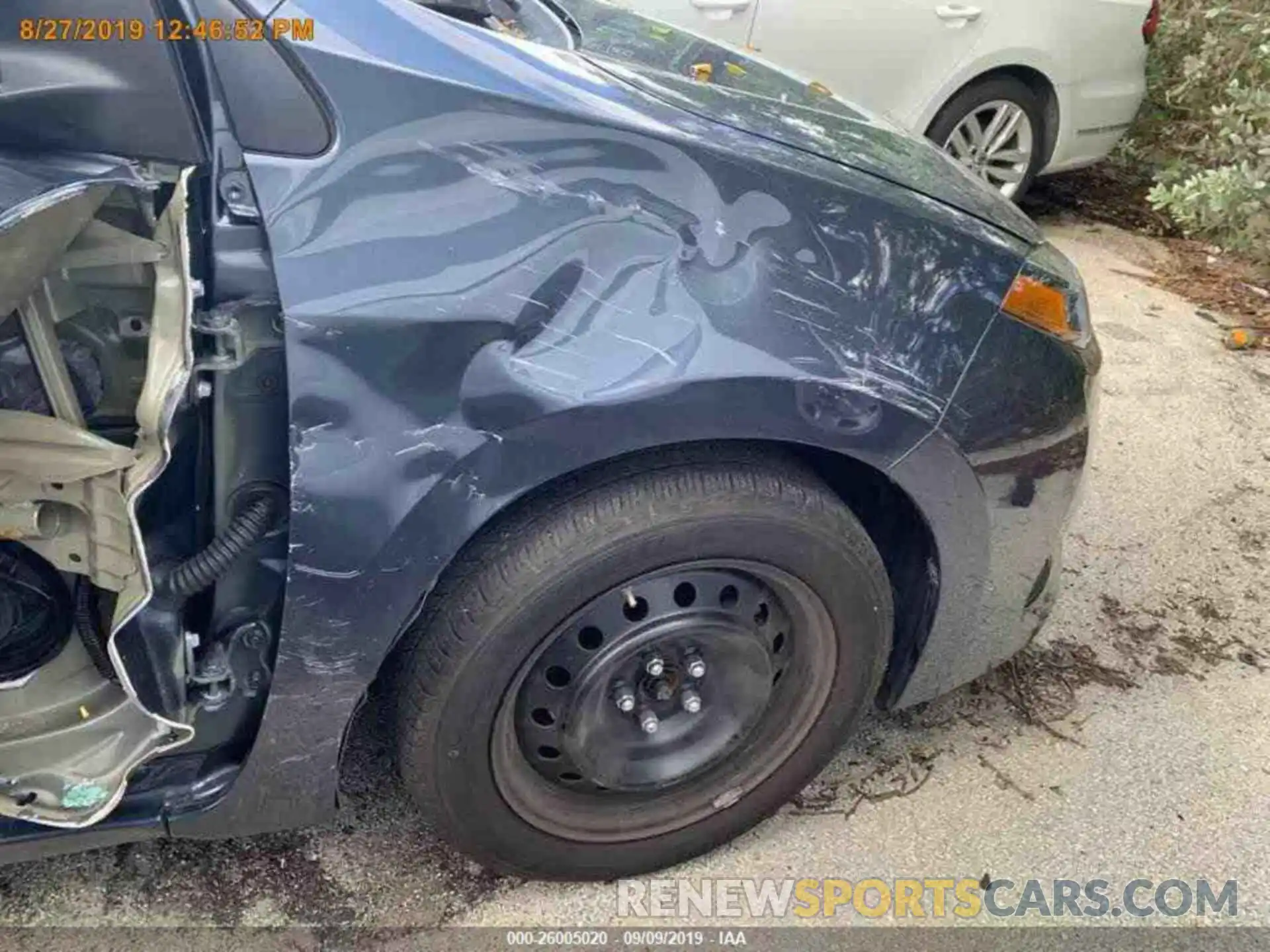 17 Photograph of a damaged car 5YFBURHE9KP913401 TOYOTA COROLLA 2019