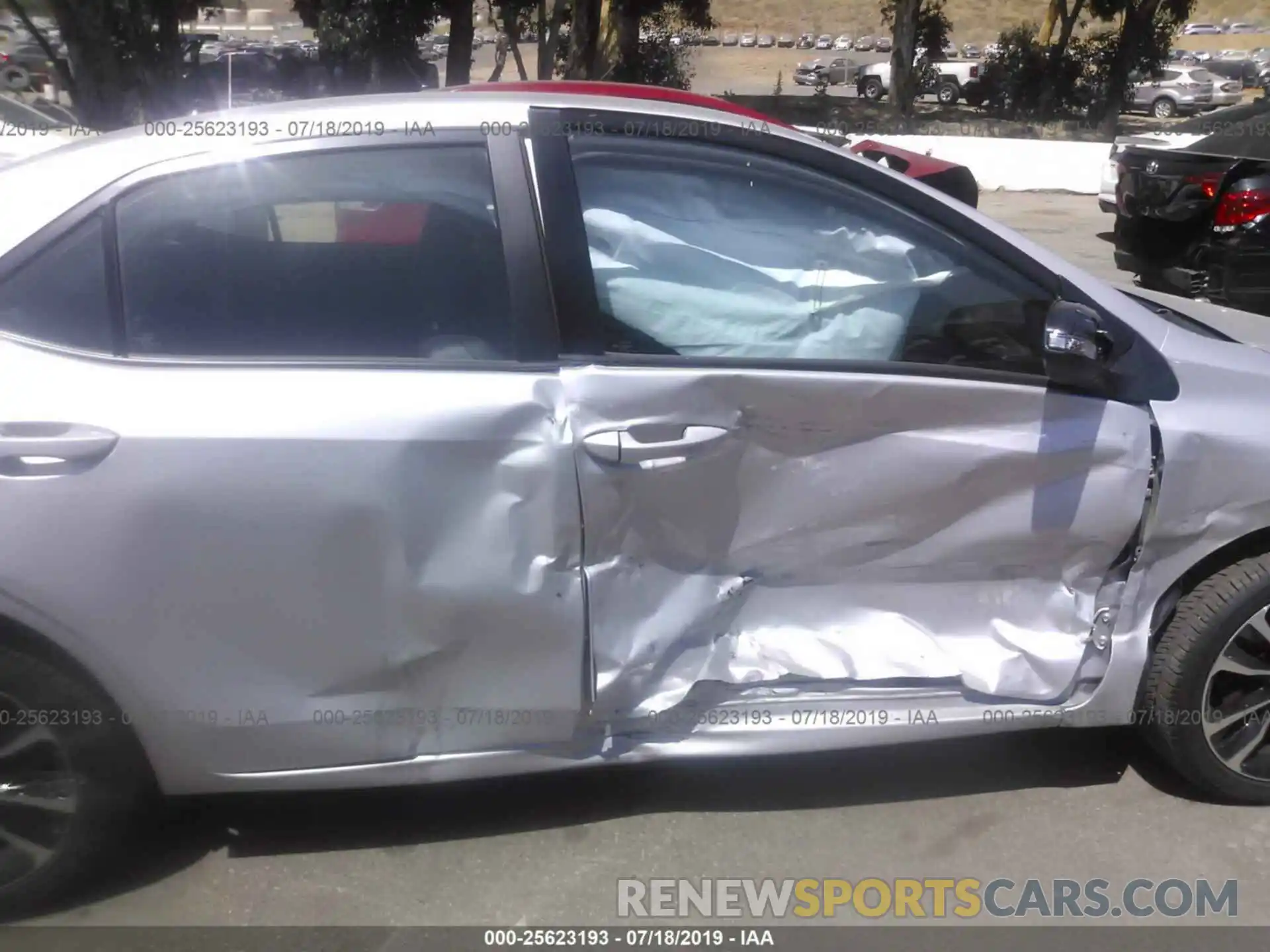 6 Photograph of a damaged car 5YFBURHE9KP914306 TOYOTA COROLLA 2019