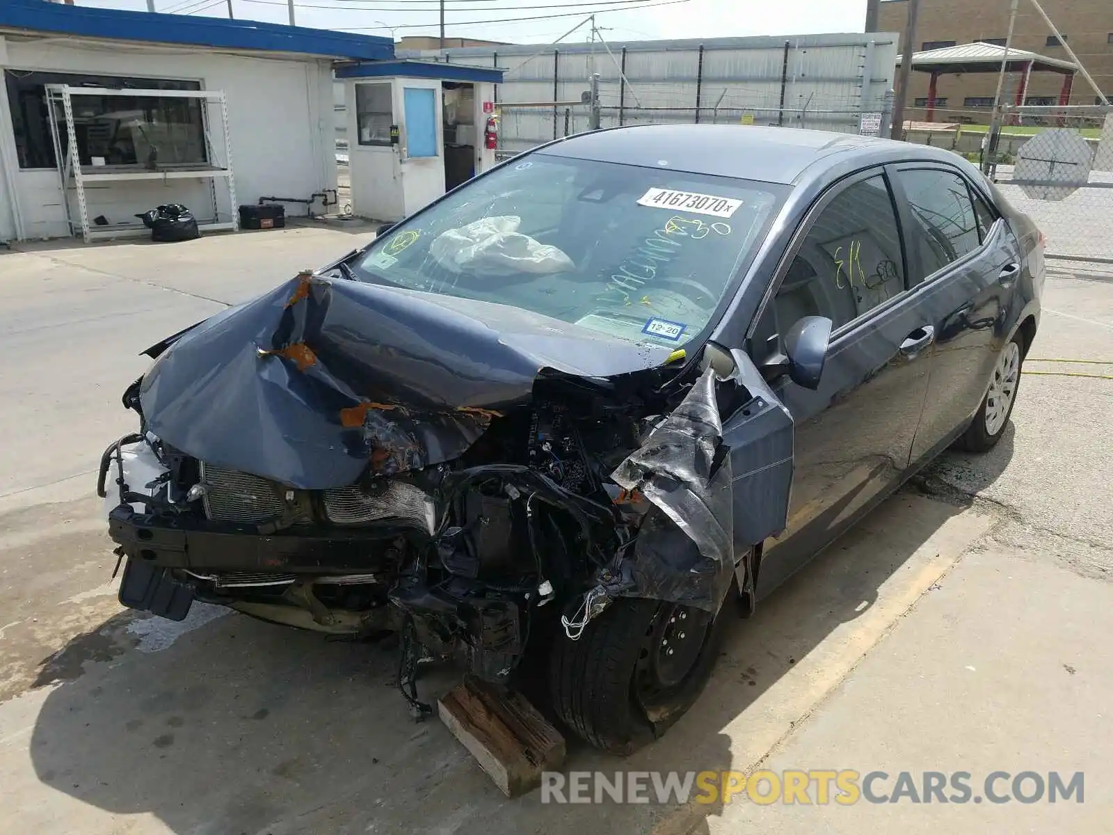 2 Photograph of a damaged car 5YFBURHE9KP914368 TOYOTA COROLLA 2019