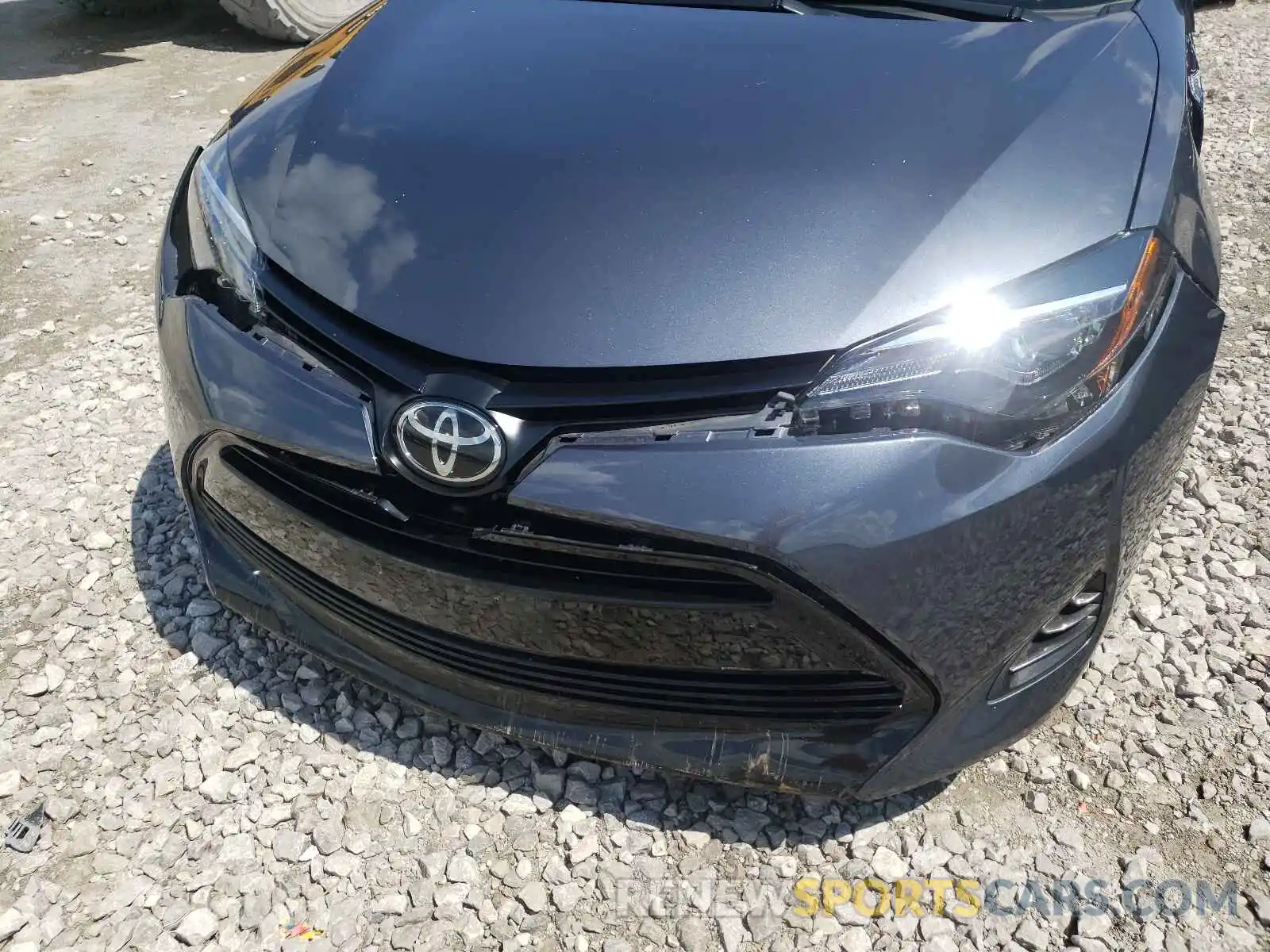 10 Photograph of a damaged car 5YFBURHE9KP915066 TOYOTA COROLLA 2019