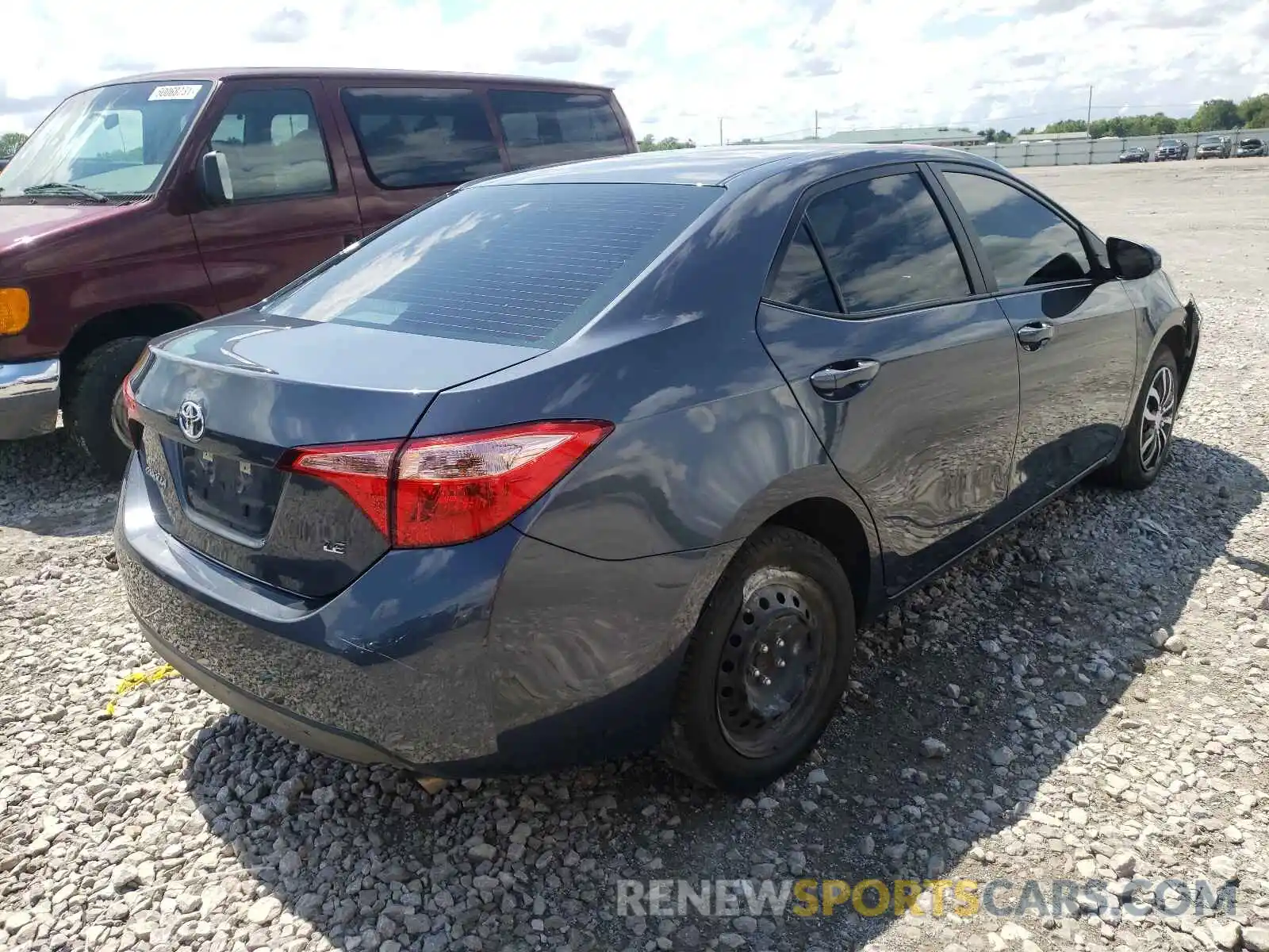 4 Photograph of a damaged car 5YFBURHE9KP915066 TOYOTA COROLLA 2019