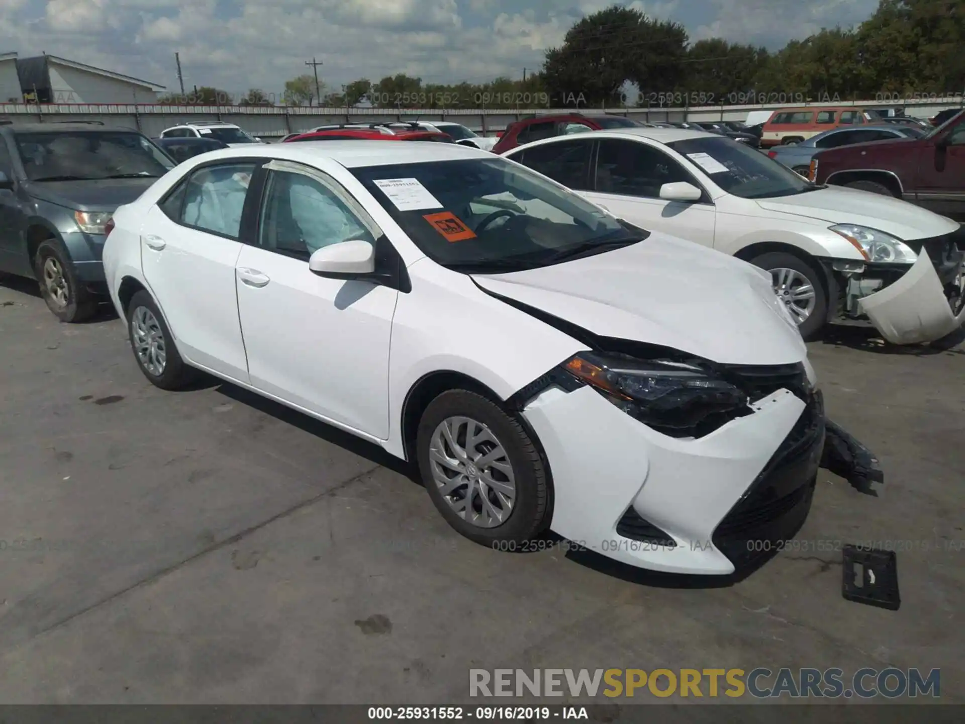 1 Photograph of a damaged car 5YFBURHE9KP916427 TOYOTA COROLLA 2019