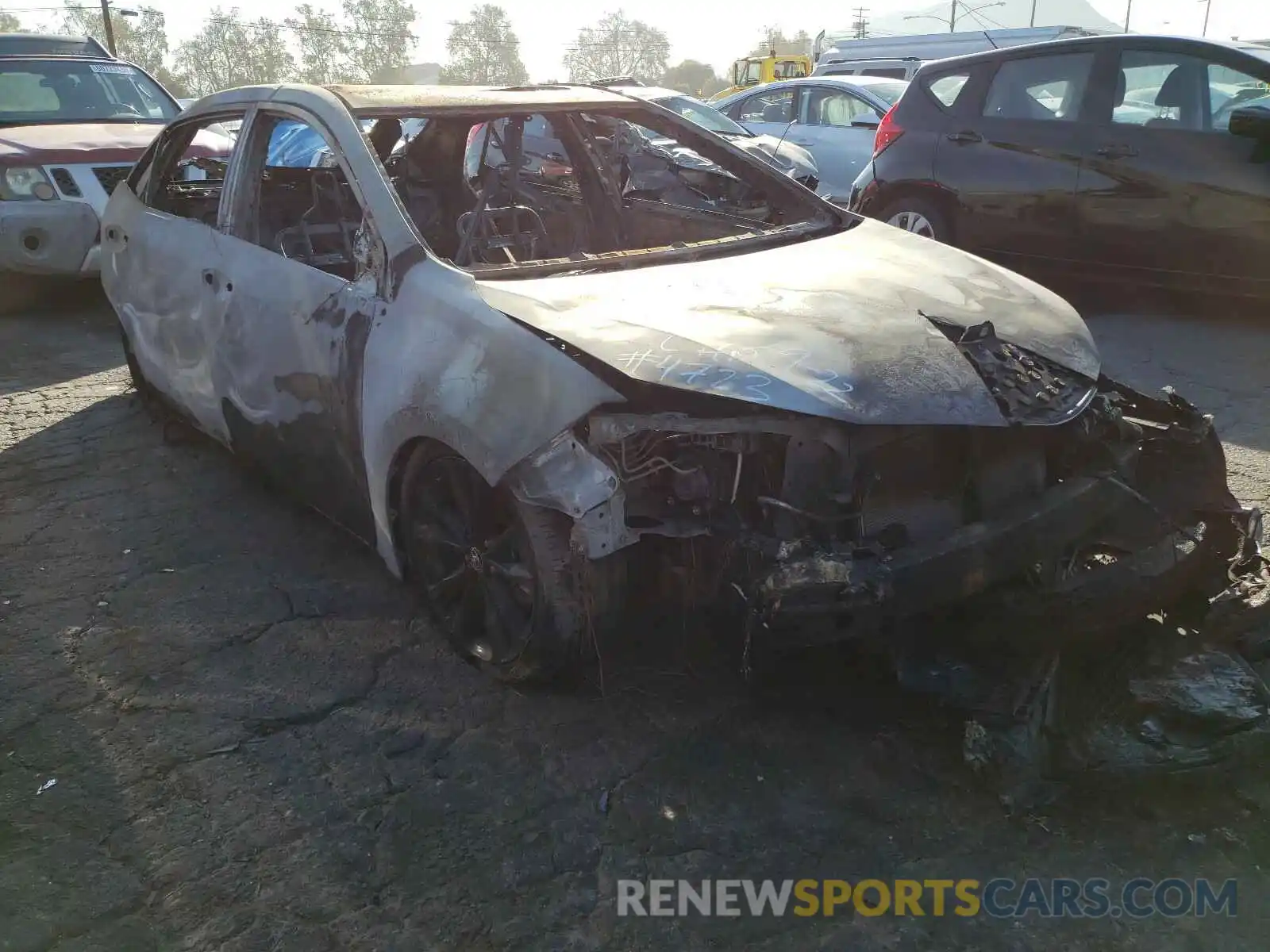 1 Photograph of a damaged car 5YFBURHE9KP916430 TOYOTA COROLLA 2019