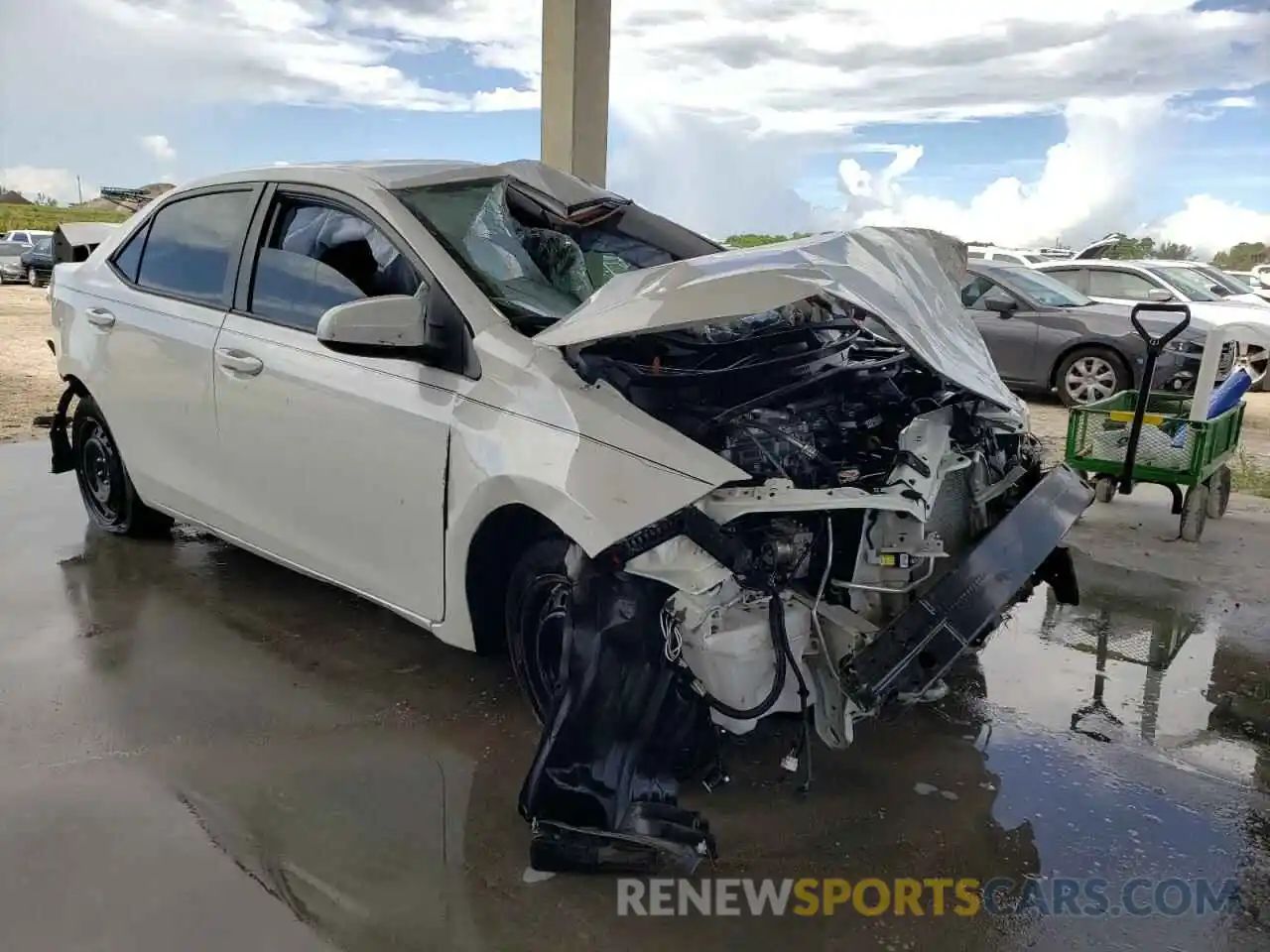 1 Photograph of a damaged car 5YFBURHE9KP916668 TOYOTA COROLLA 2019