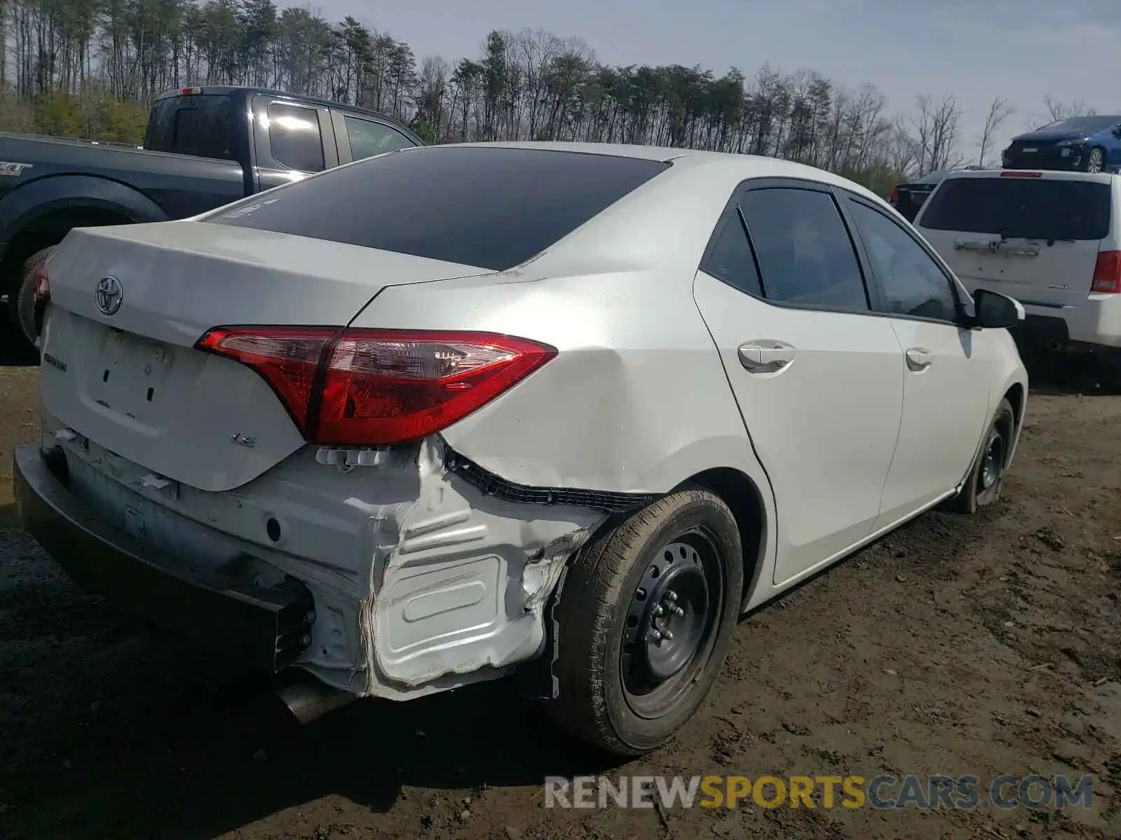 4 Photograph of a damaged car 5YFBURHE9KP917688 TOYOTA COROLLA 2019