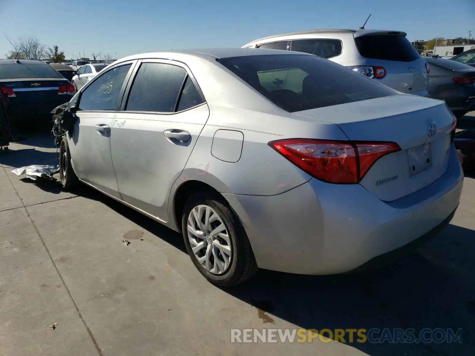 3 Photograph of a damaged car 5YFBURHE9KP918002 TOYOTA COROLLA 2019