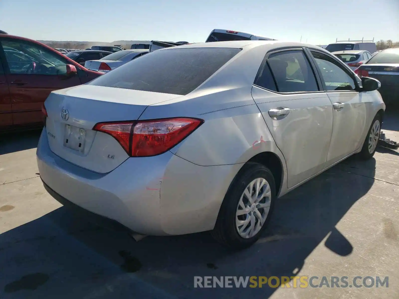 4 Photograph of a damaged car 5YFBURHE9KP918002 TOYOTA COROLLA 2019