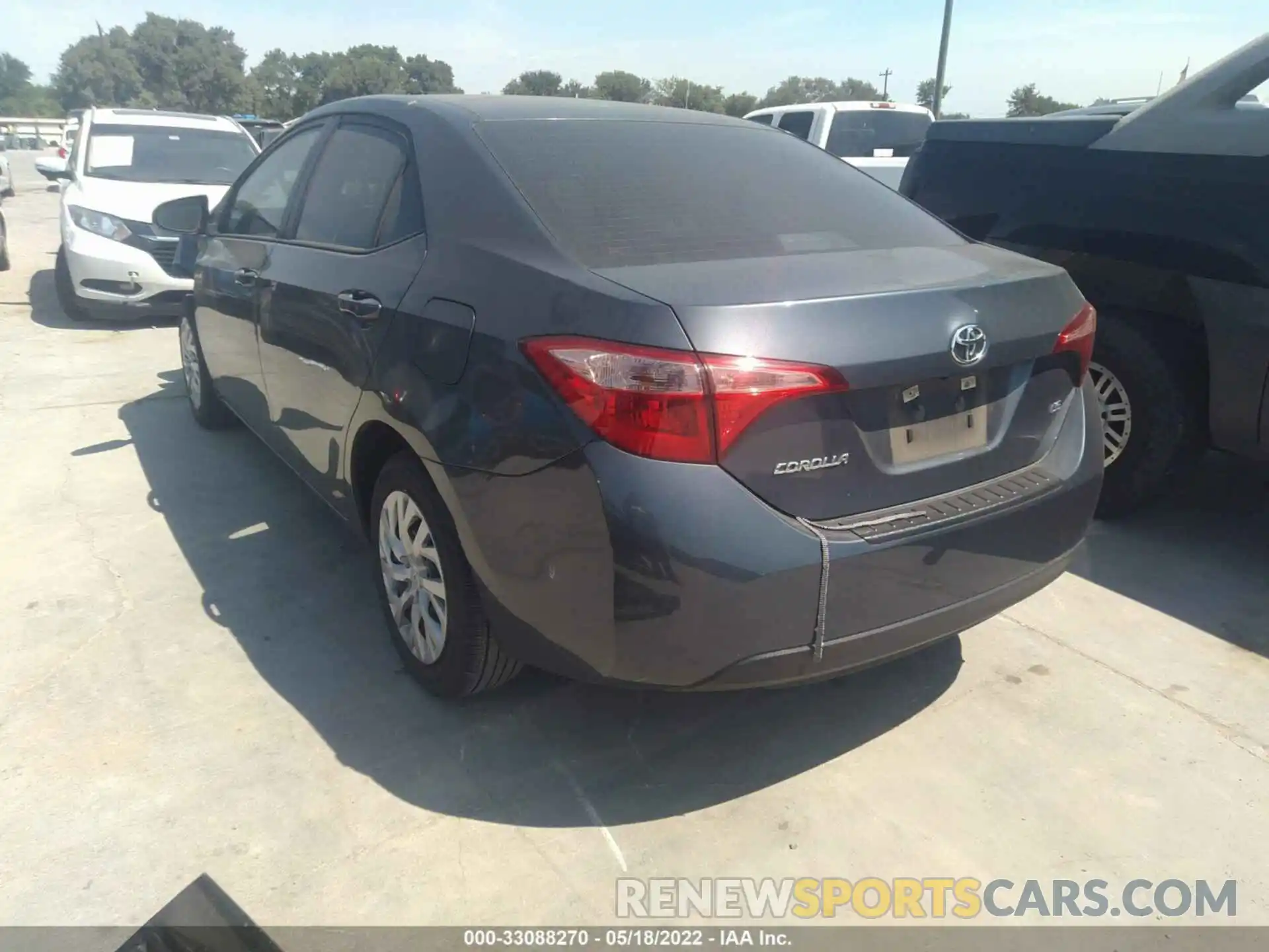 3 Photograph of a damaged car 5YFBURHE9KP918100 TOYOTA COROLLA 2019