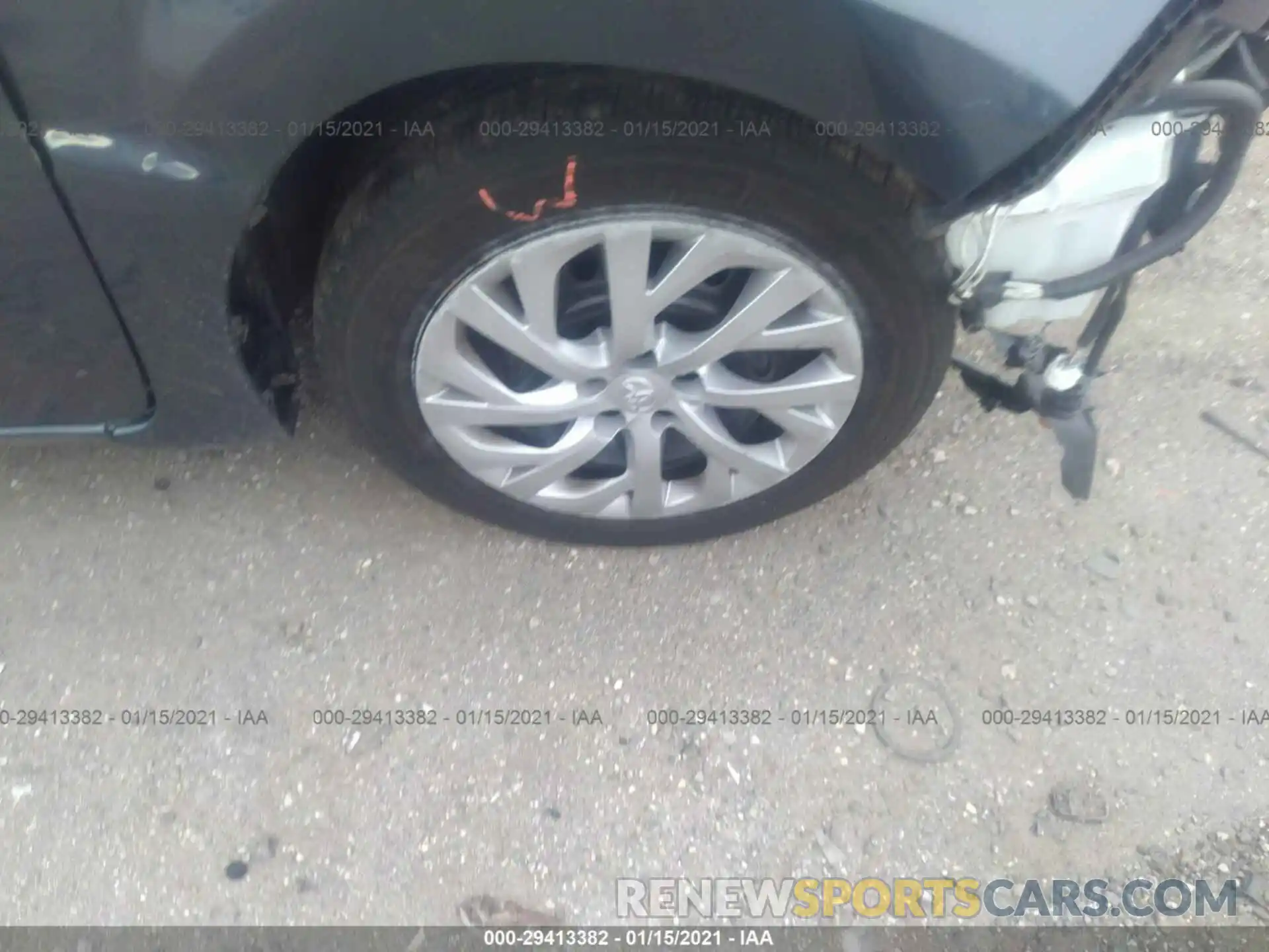 14 Photograph of a damaged car 5YFBURHE9KP918310 TOYOTA COROLLA 2019